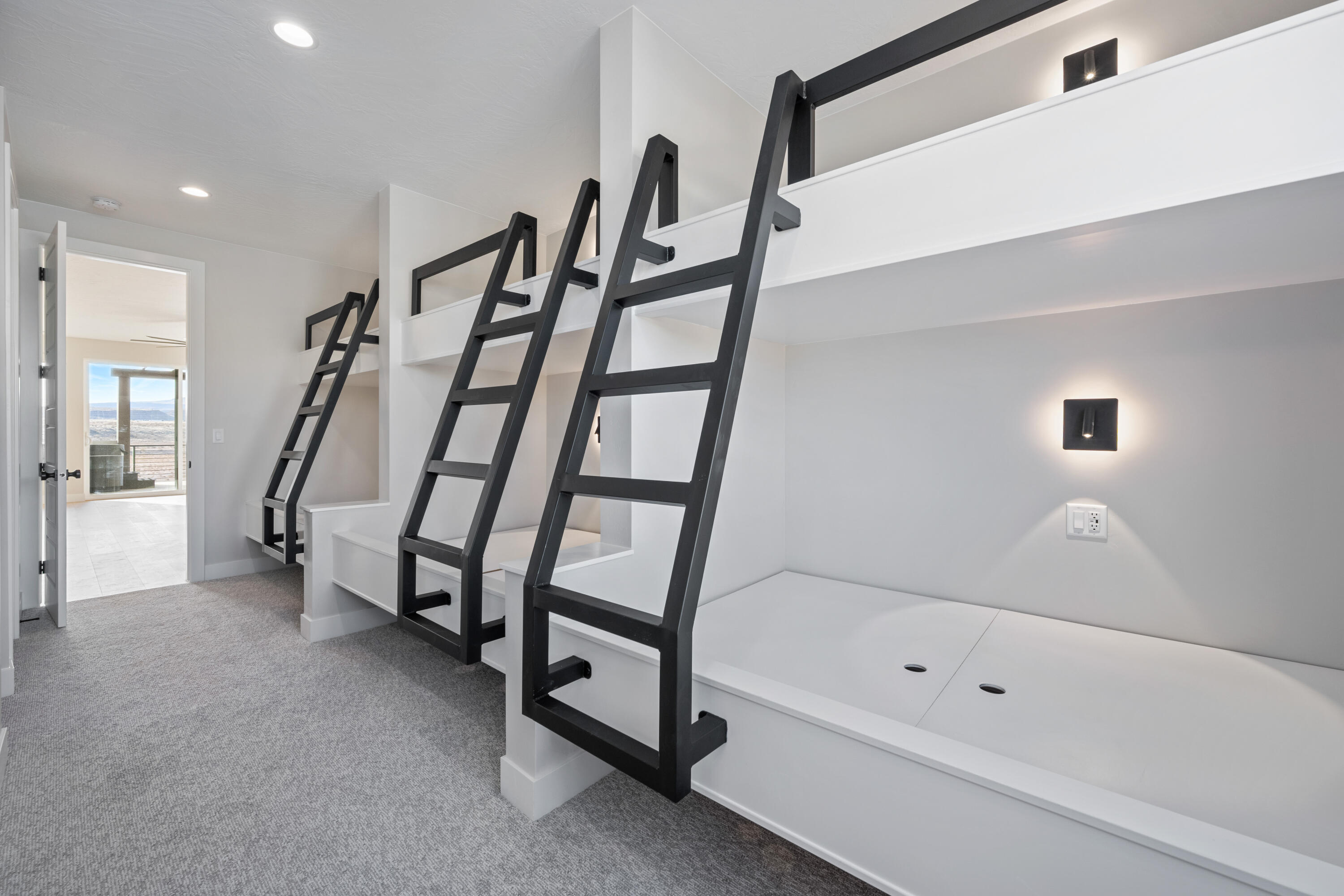 DESERT COLOR RESORT - Residential