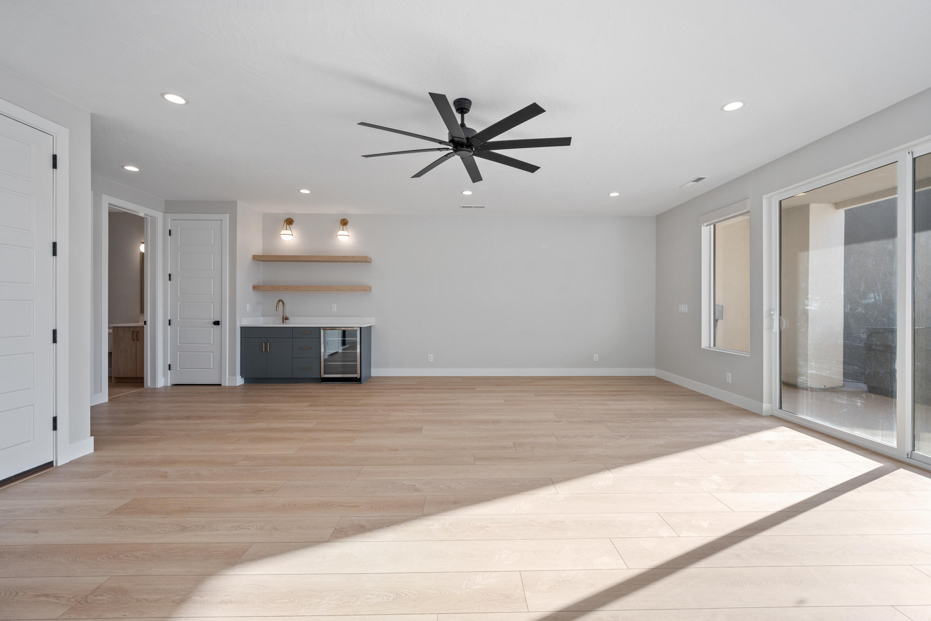 DESERT COLOR RESORT - Residential