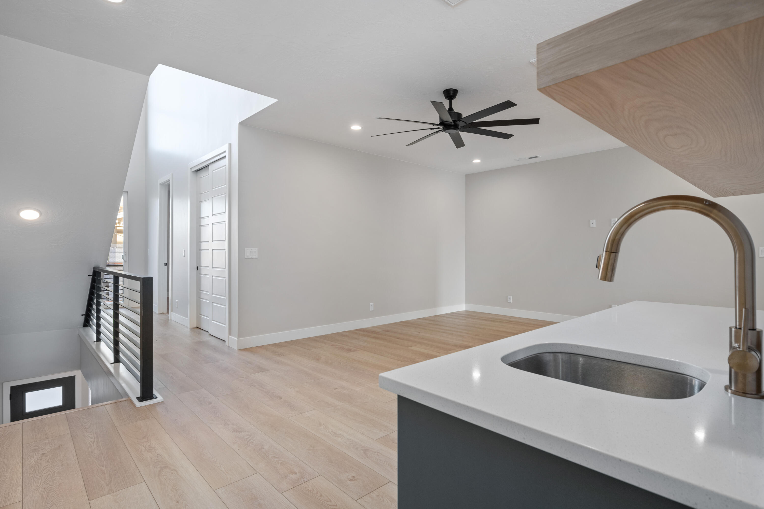 DESERT COLOR RESORT - Residential