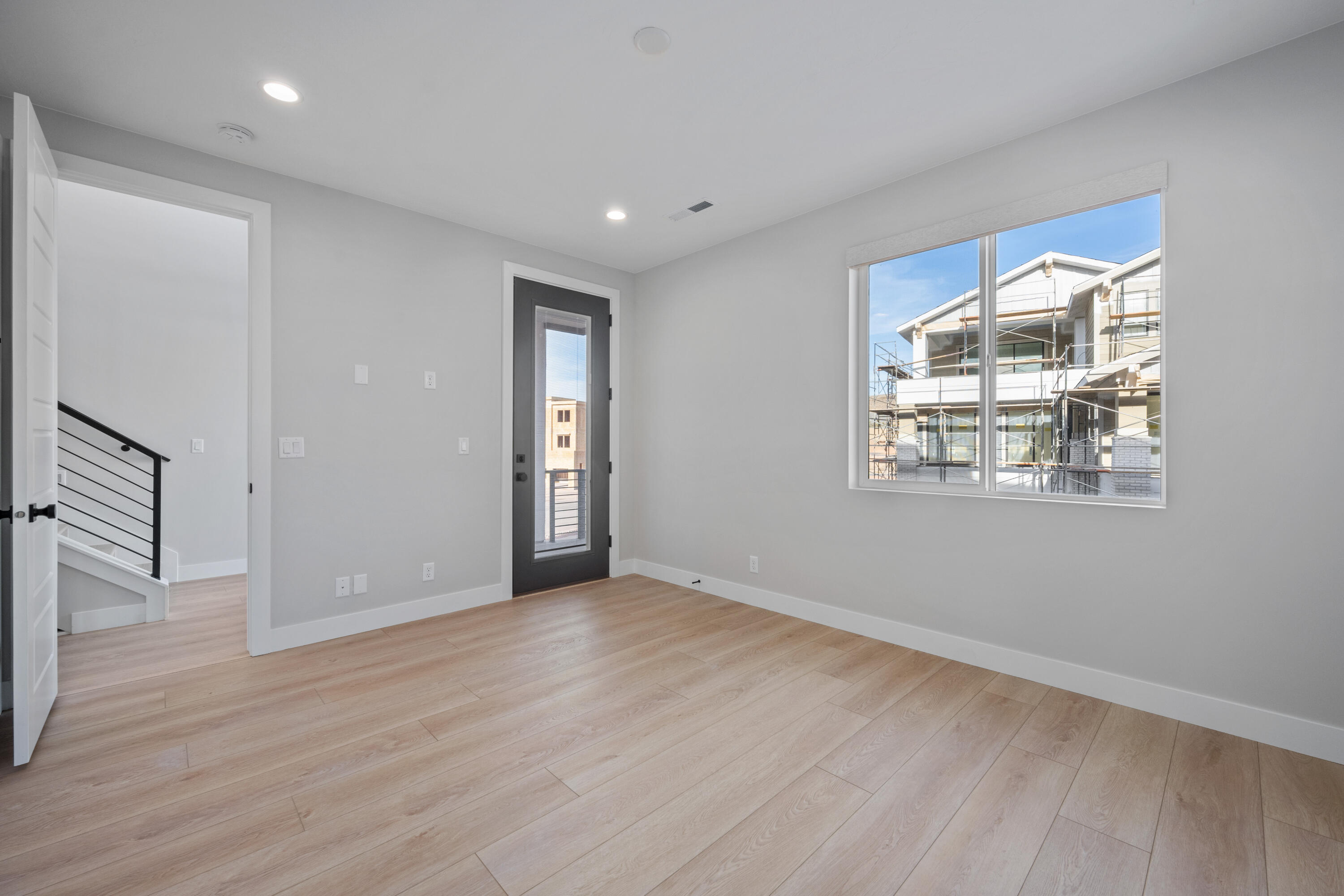 DESERT COLOR RESORT - Residential