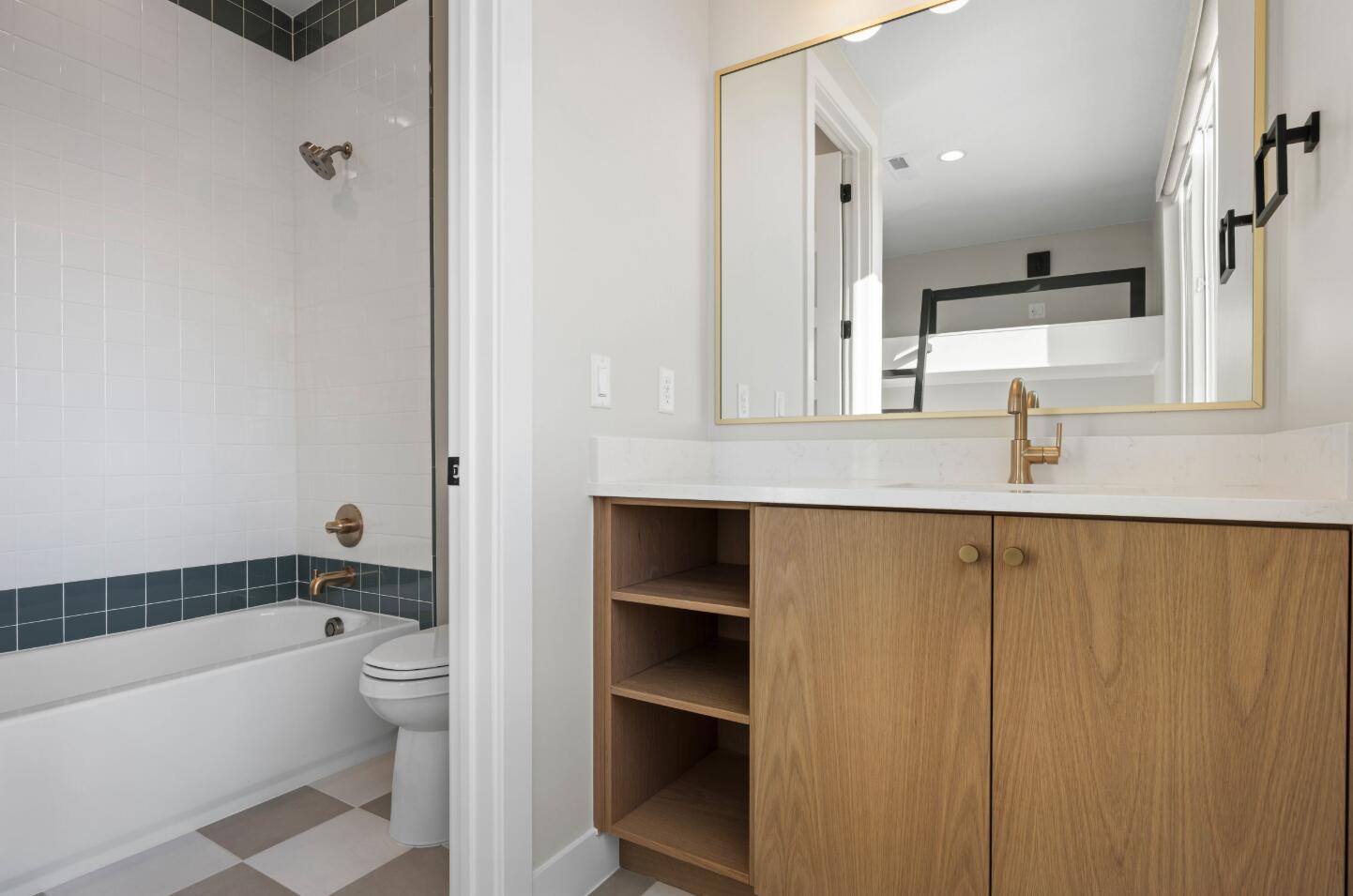 DESERT COLOR RESORT - Residential