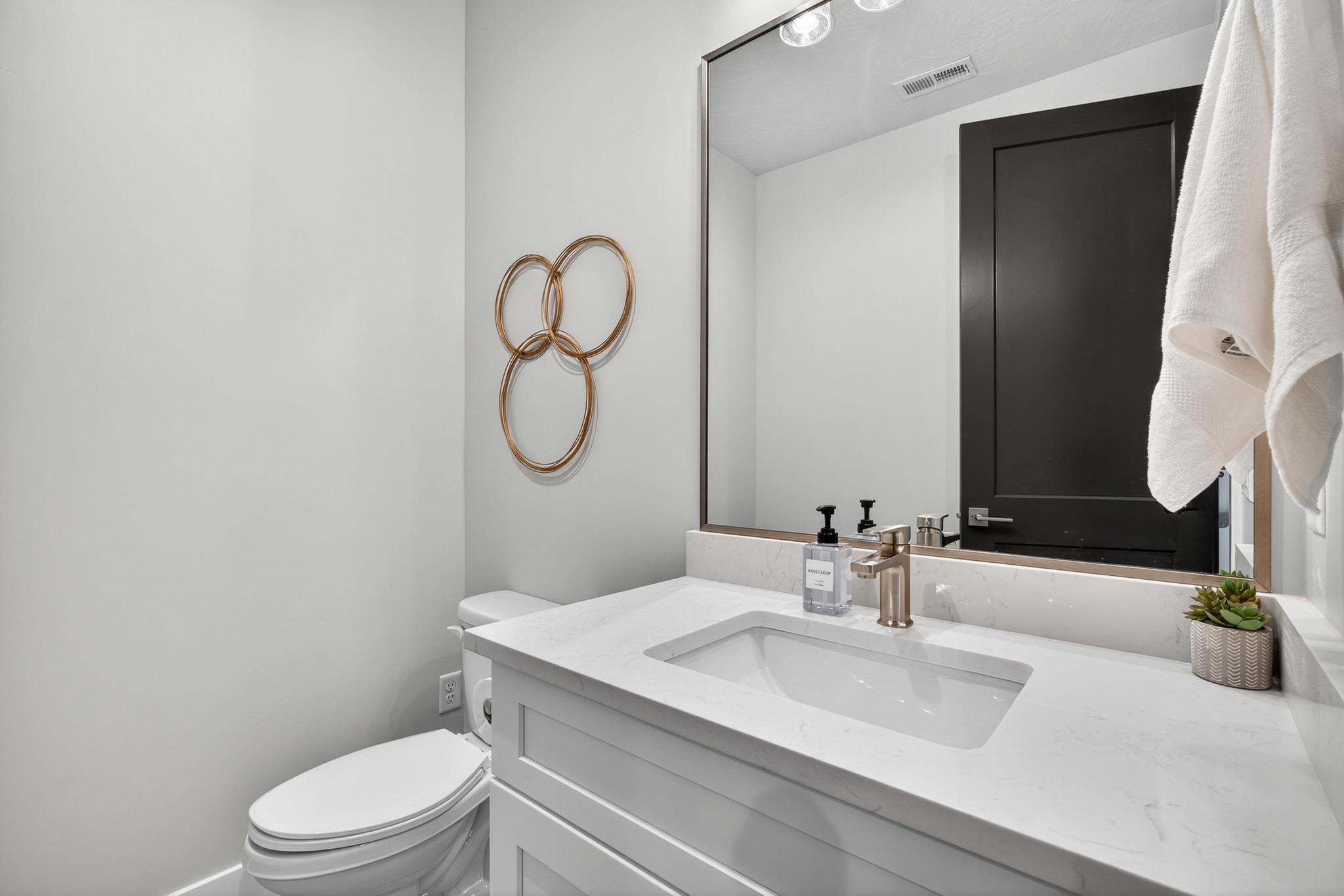 PECAN VALLEY - Residential Income