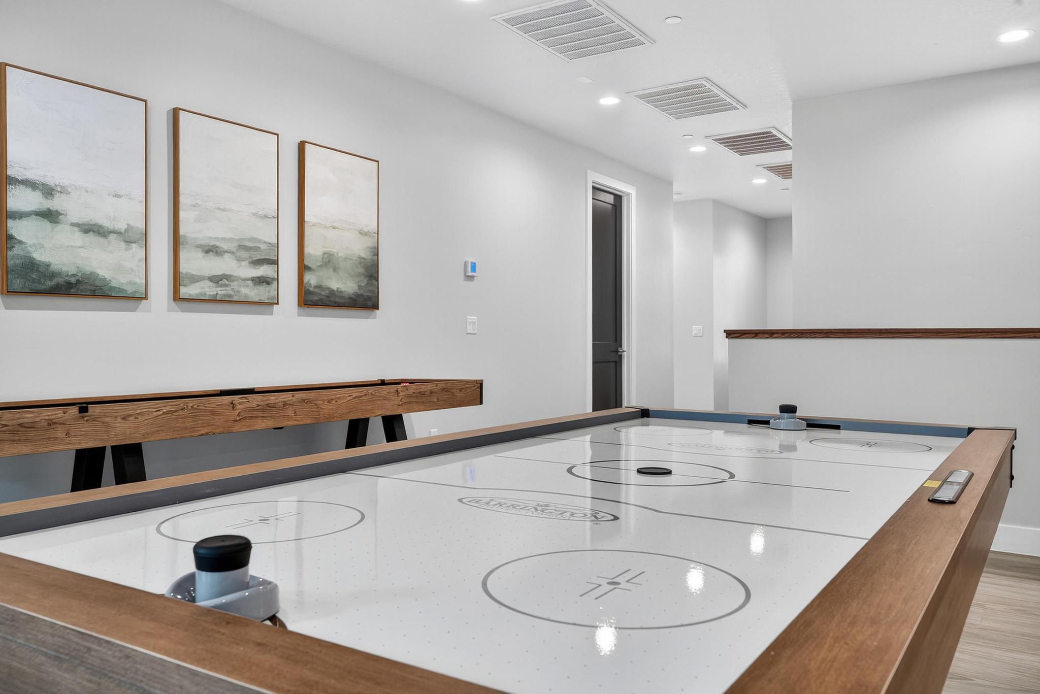 PECAN VALLEY - Residential Income