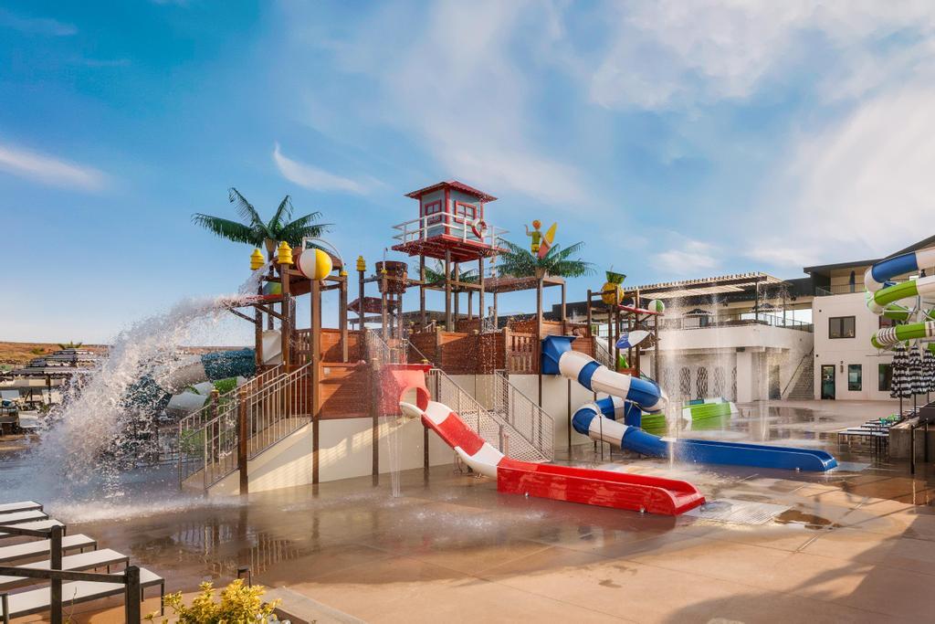 PECAN VALLEY - Residential Income