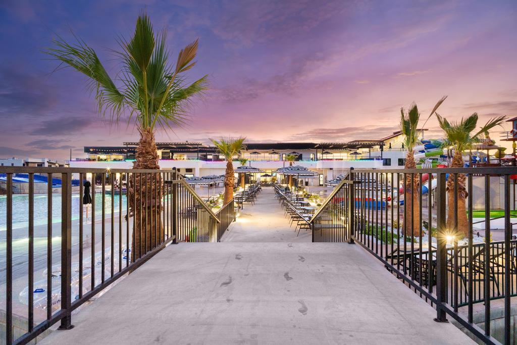 PECAN VALLEY - Residential Income