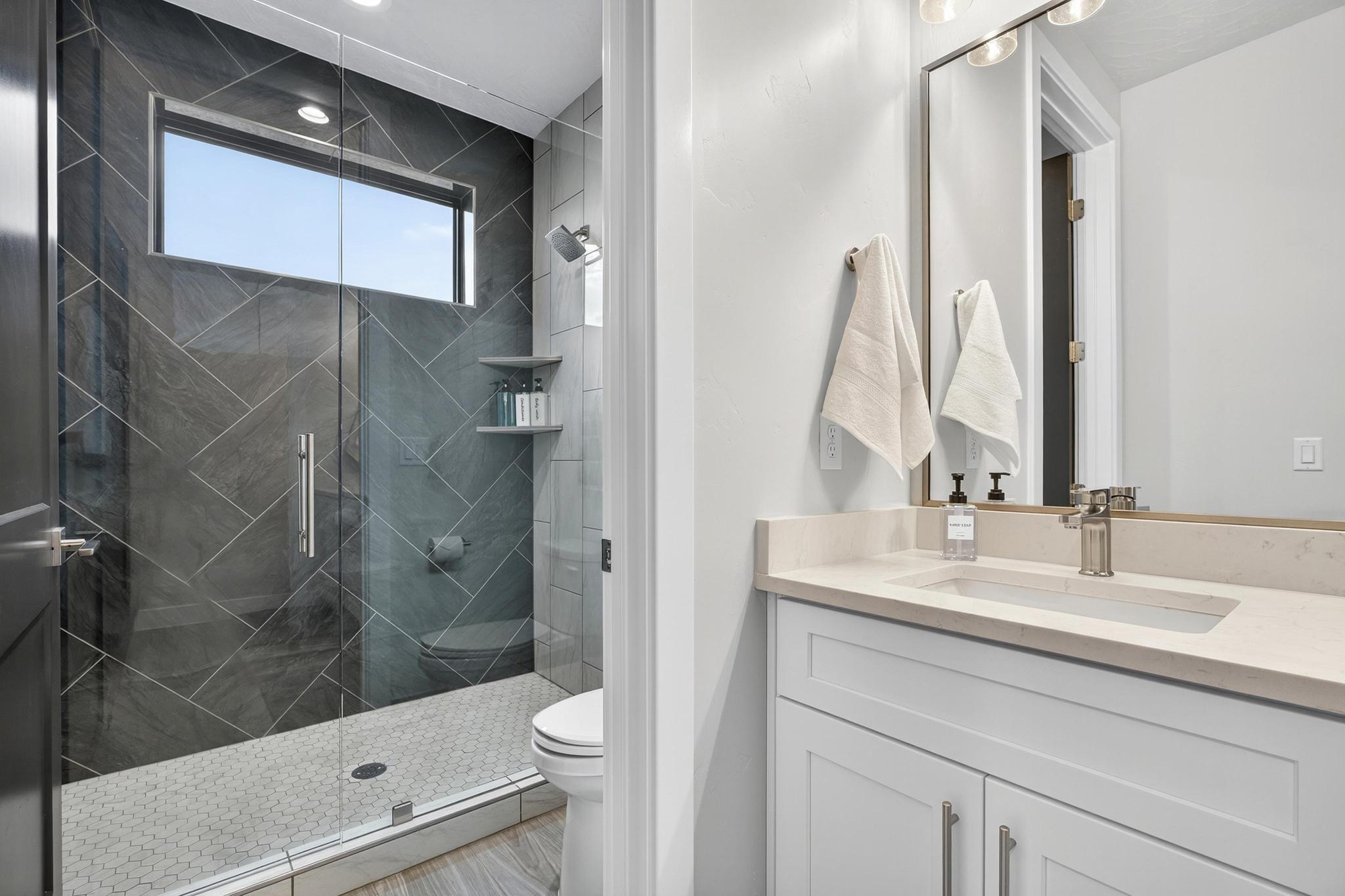 PECAN VALLEY - Residential Income