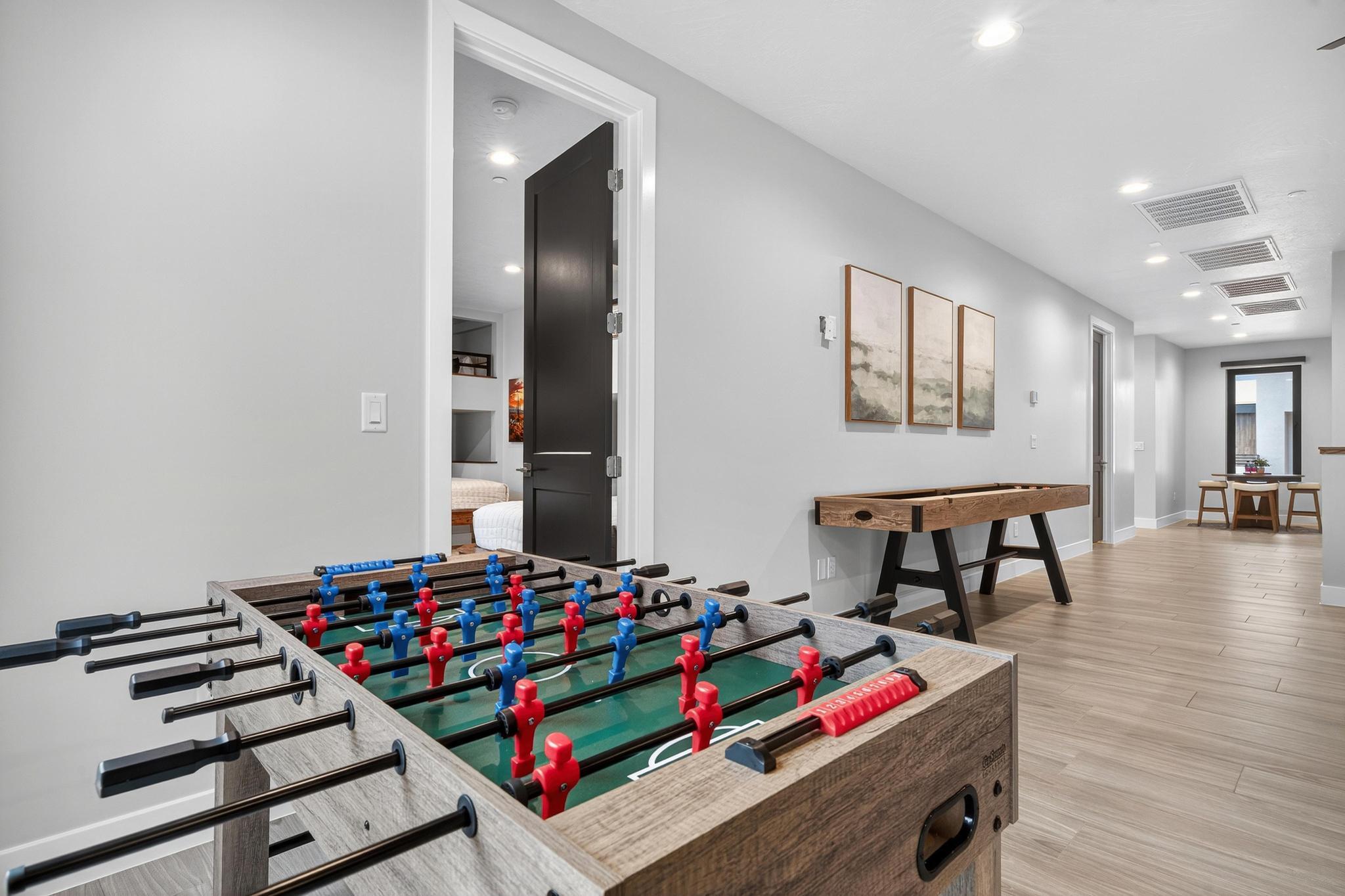 PECAN VALLEY - Residential Income