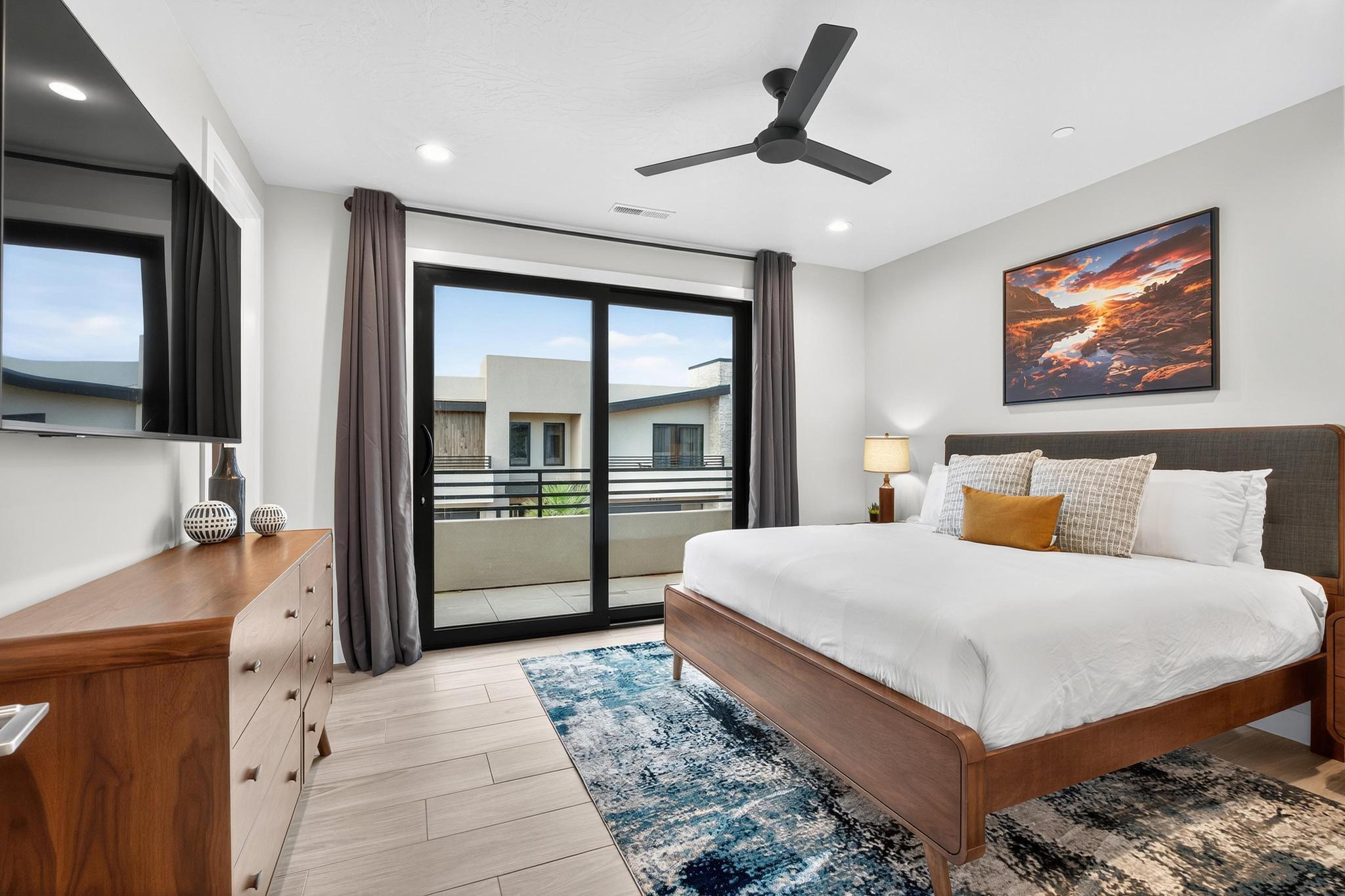 PECAN VALLEY - Residential Income