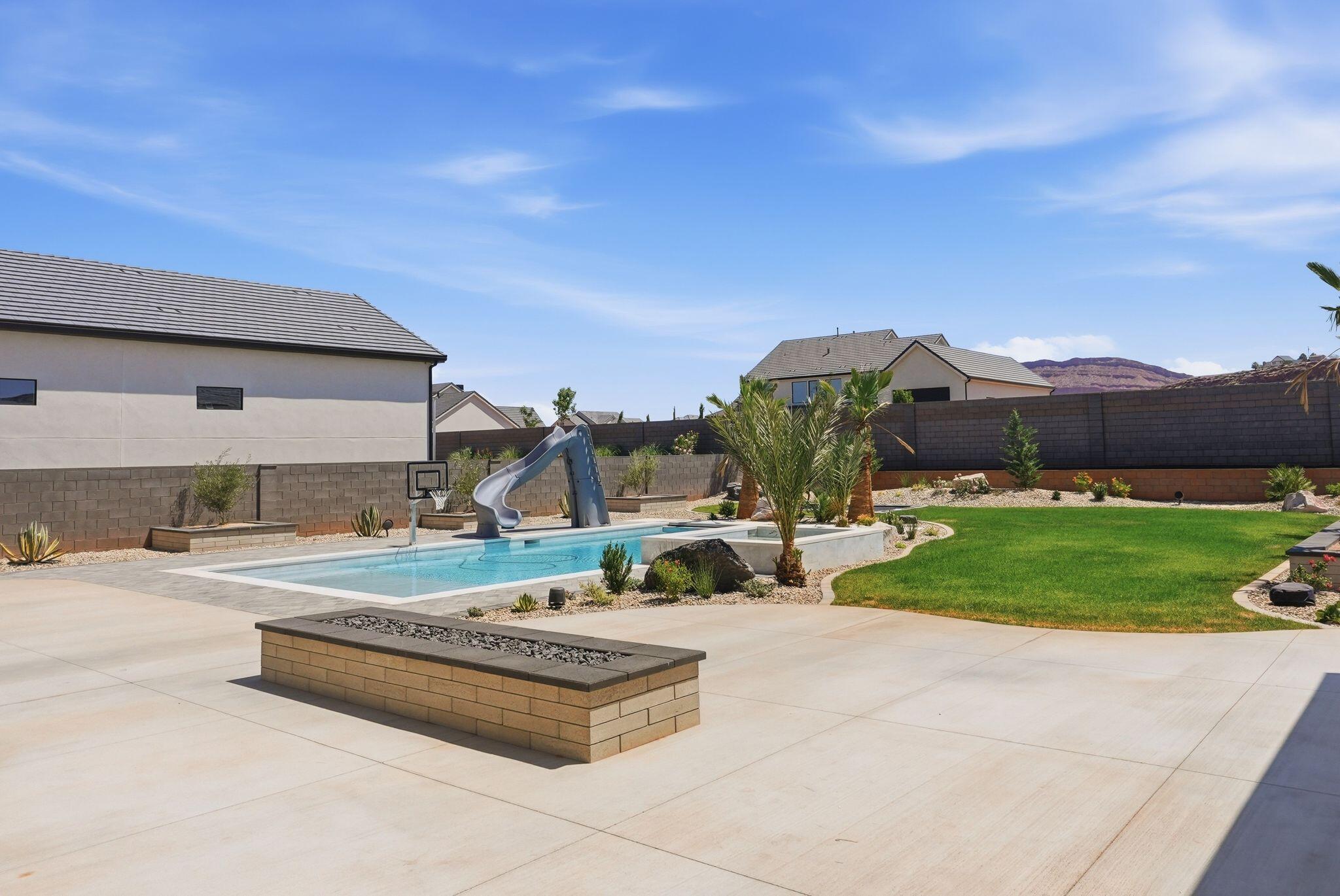 BRECKENRIDGE ESTATES - Residential