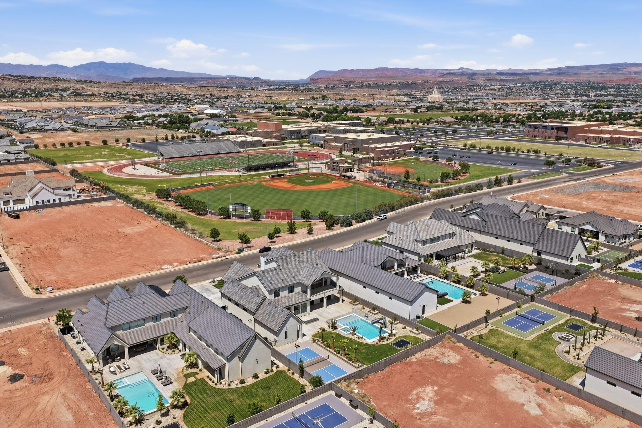 BRECKENRIDGE ESTATES - Residential
