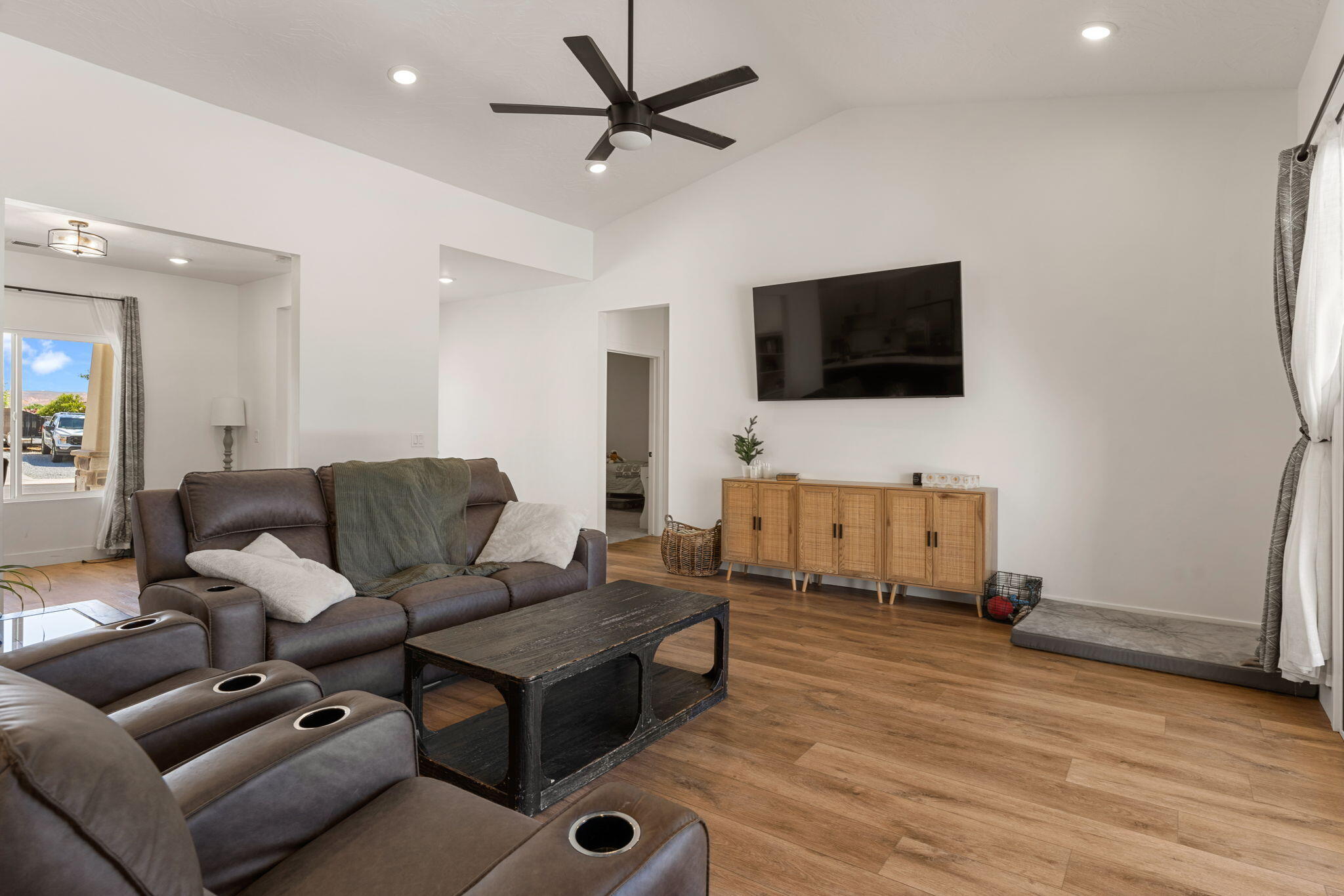 DIXIE SPRINGS - Residential