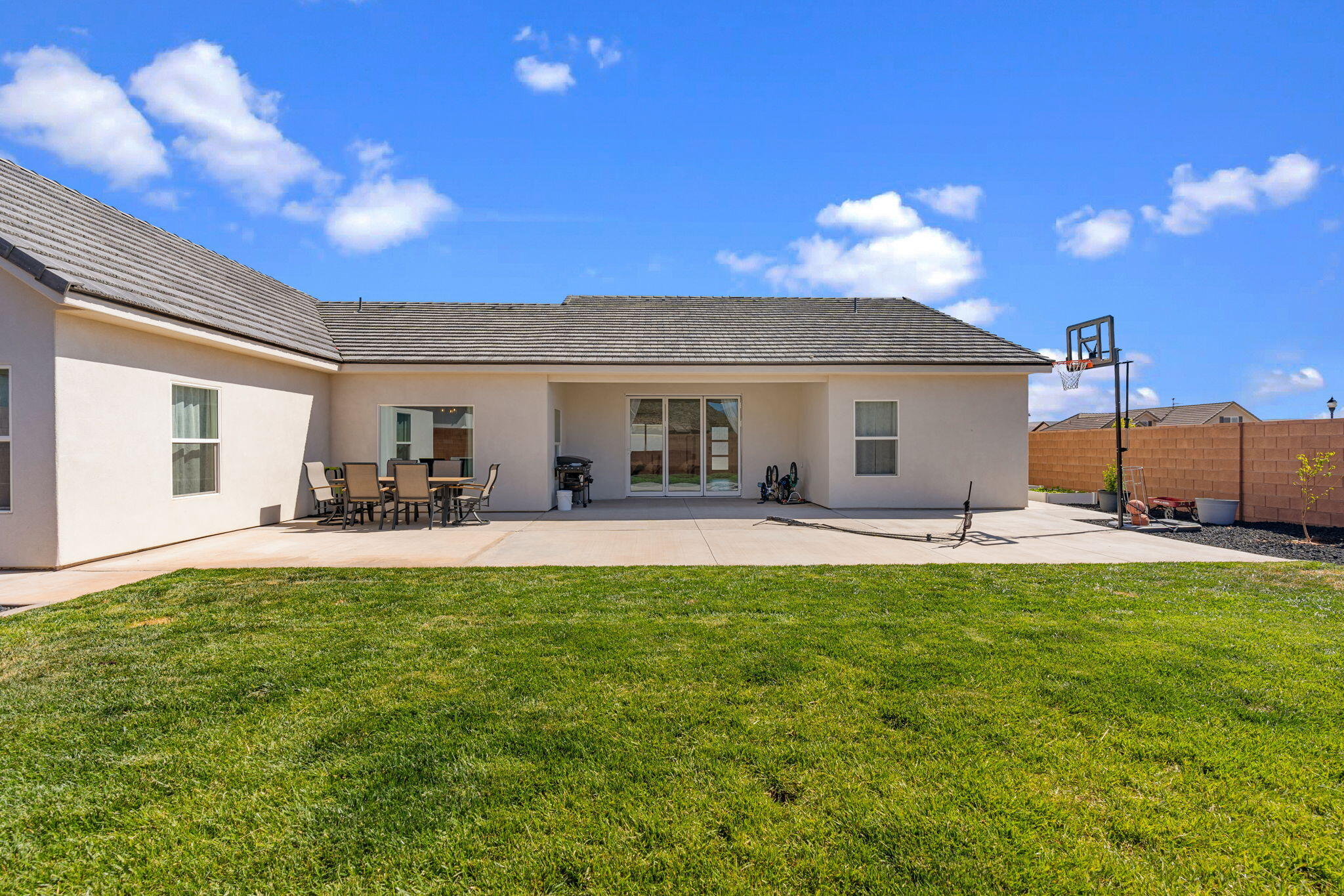 DIXIE SPRINGS - Residential