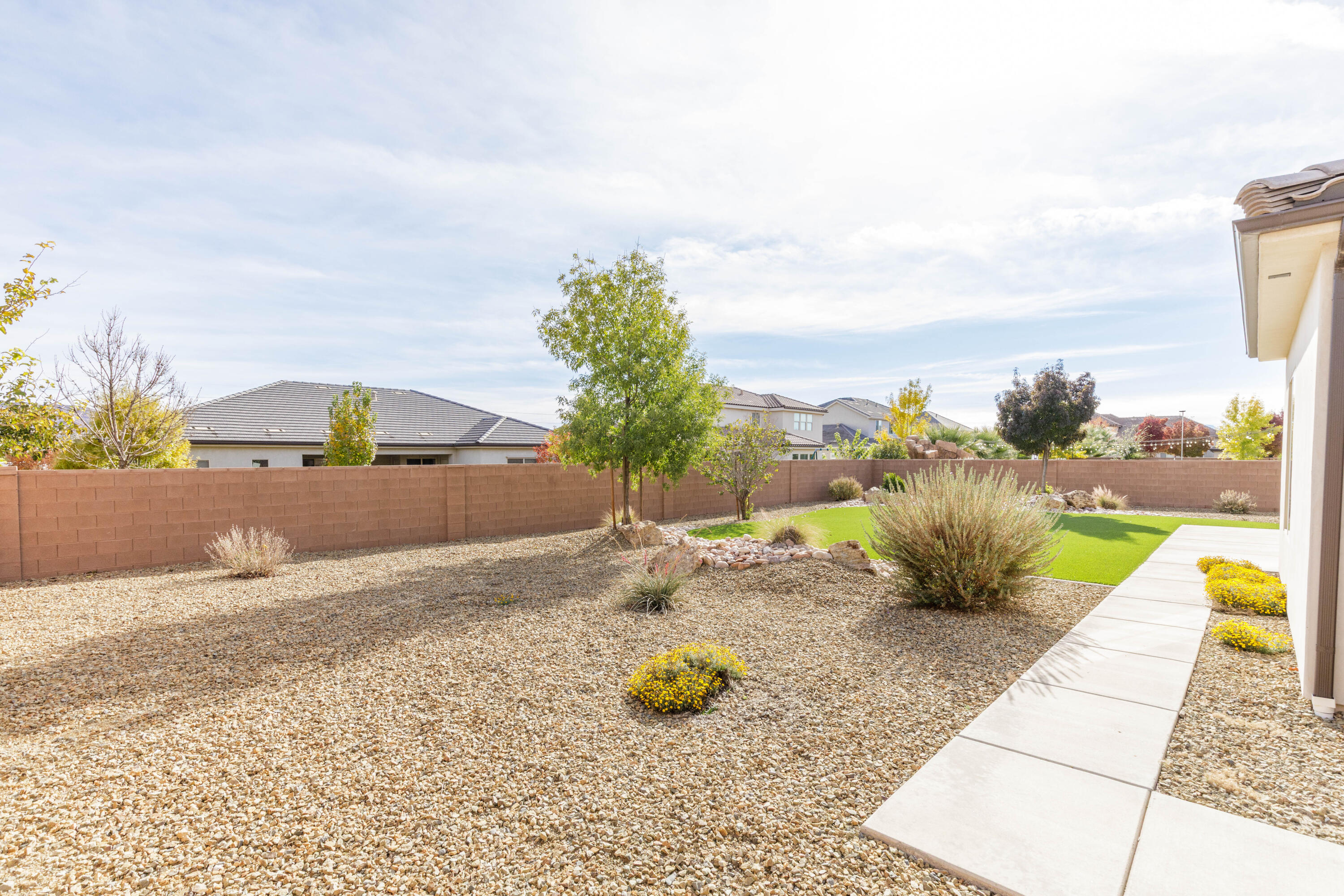 SAGE MEADOWS - Residential