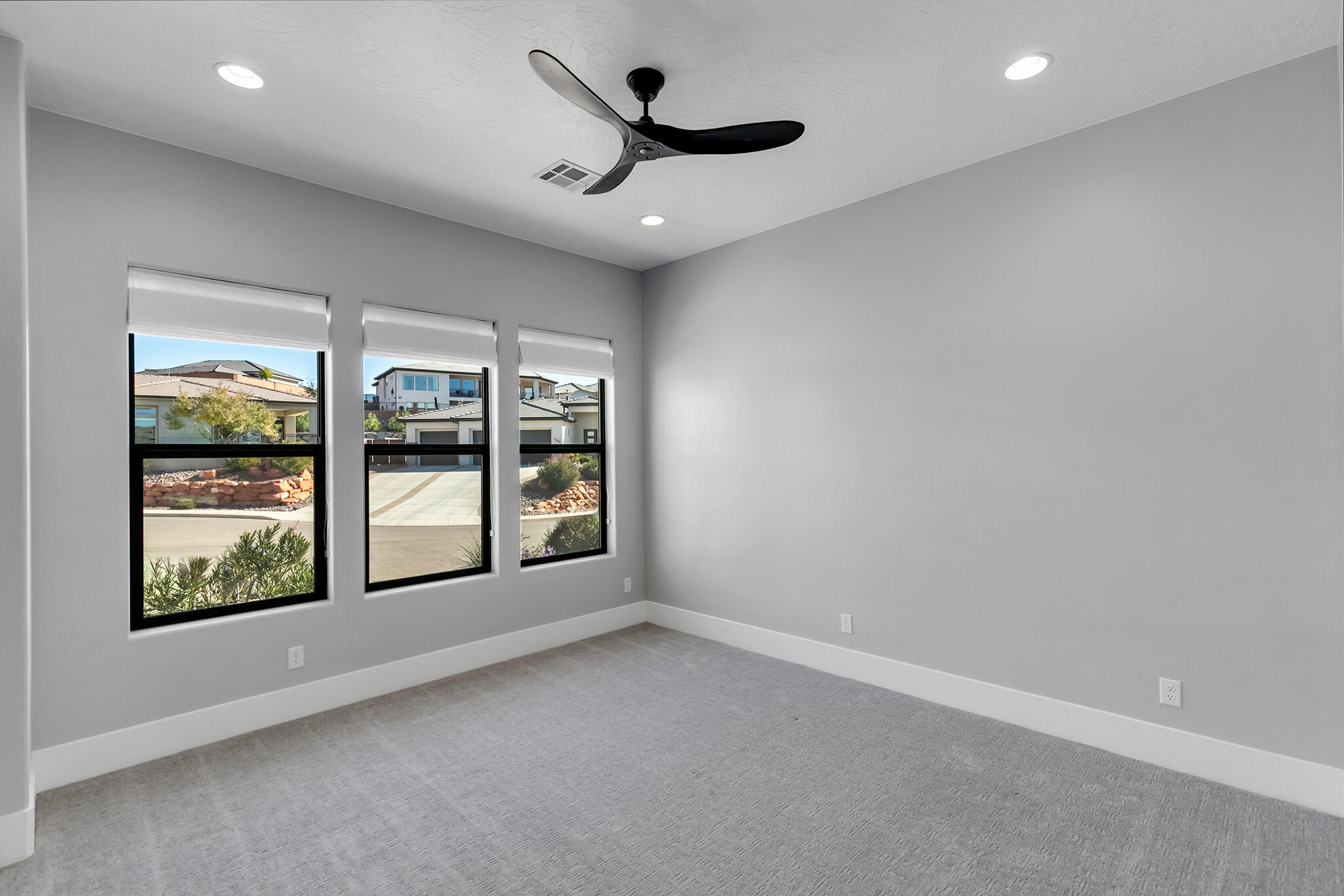 WASHINGTON VISTA - Residential