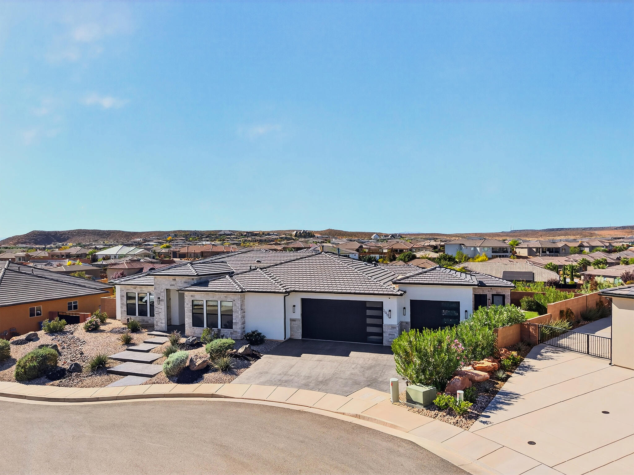 WASHINGTON VISTA - Residential