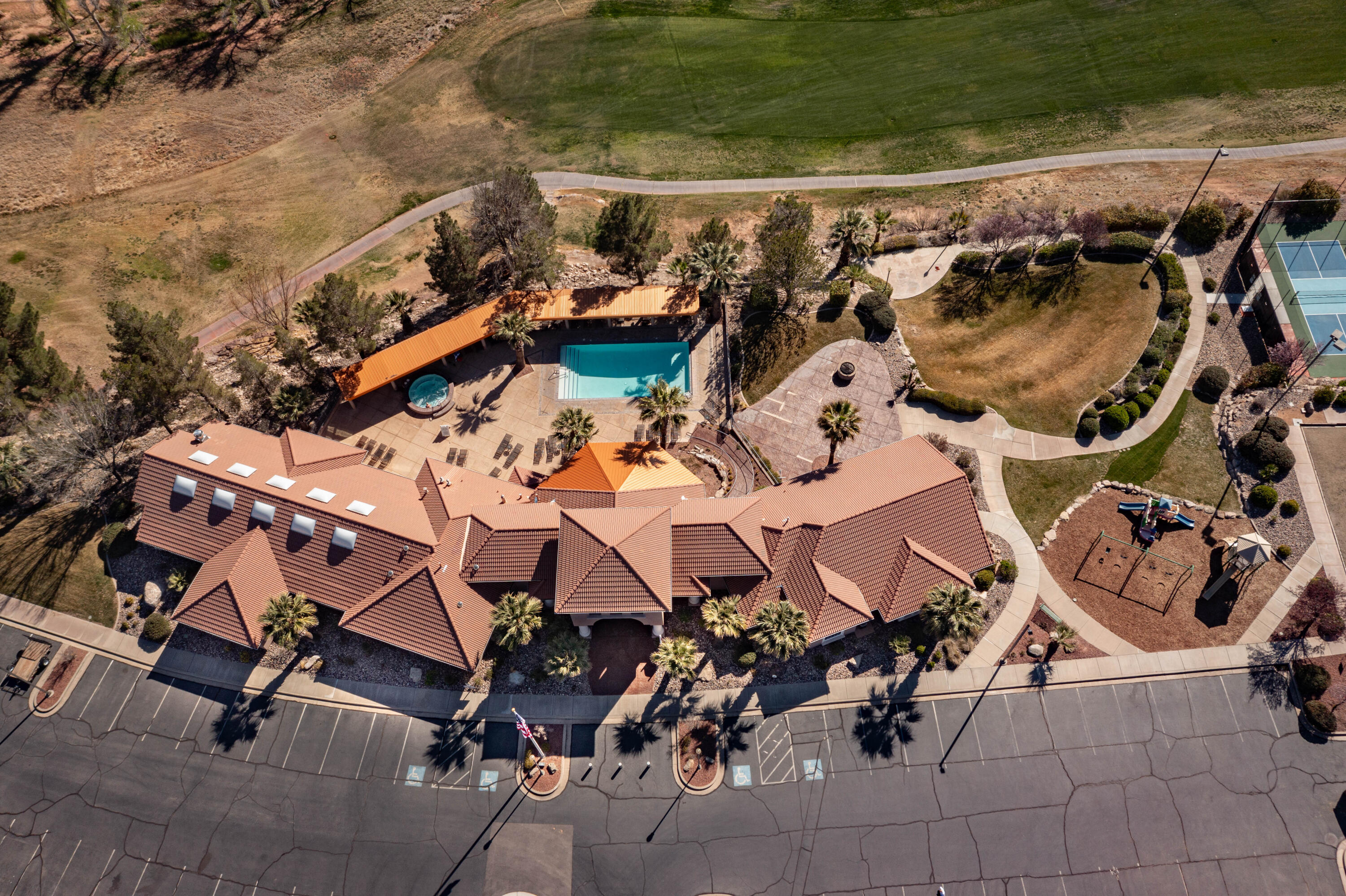 BELLSERA TOWNHOMES AT SUNBROOK - Residential