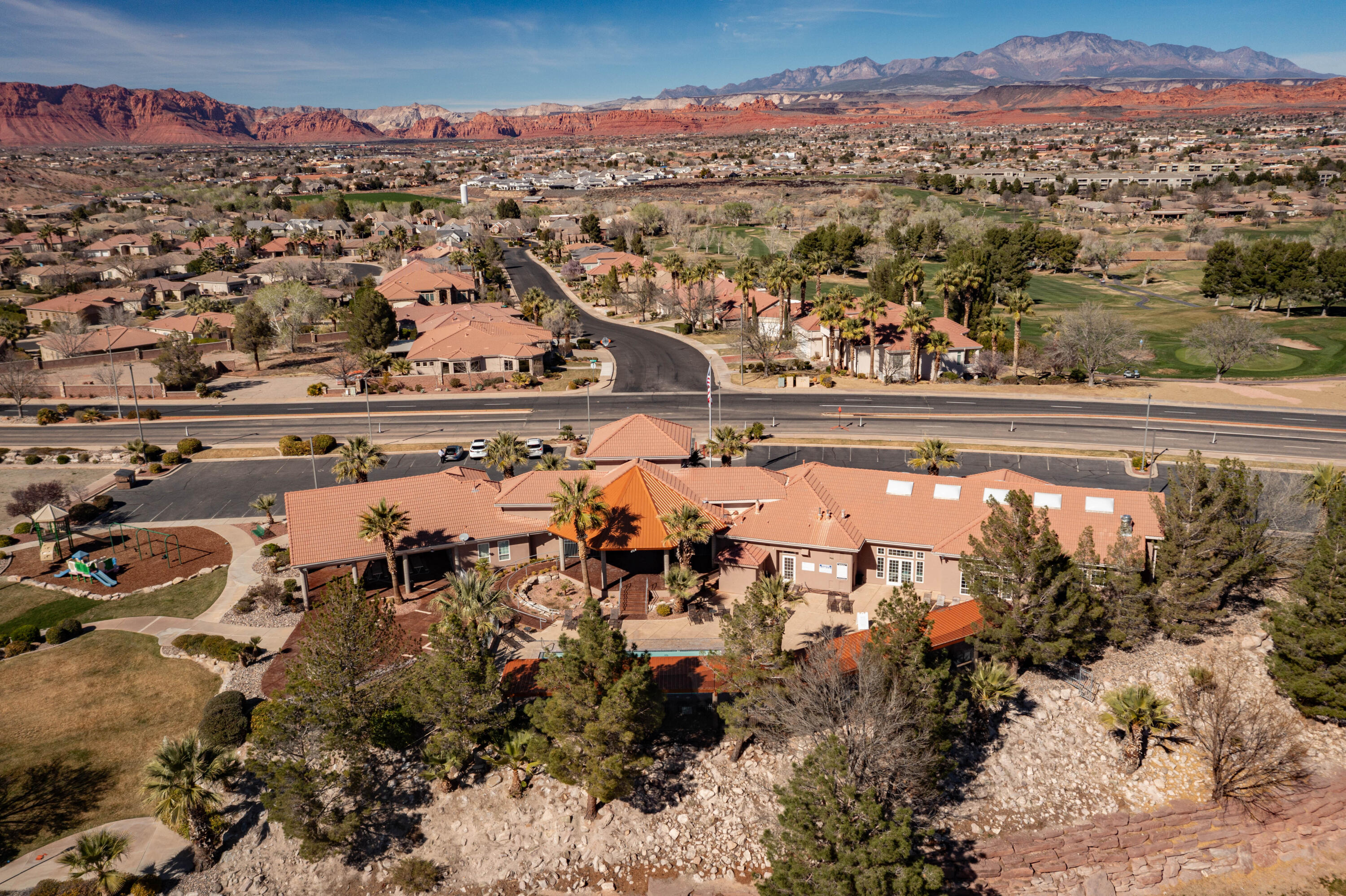 BELLSERA TOWNHOMES AT SUNBROOK - Residential