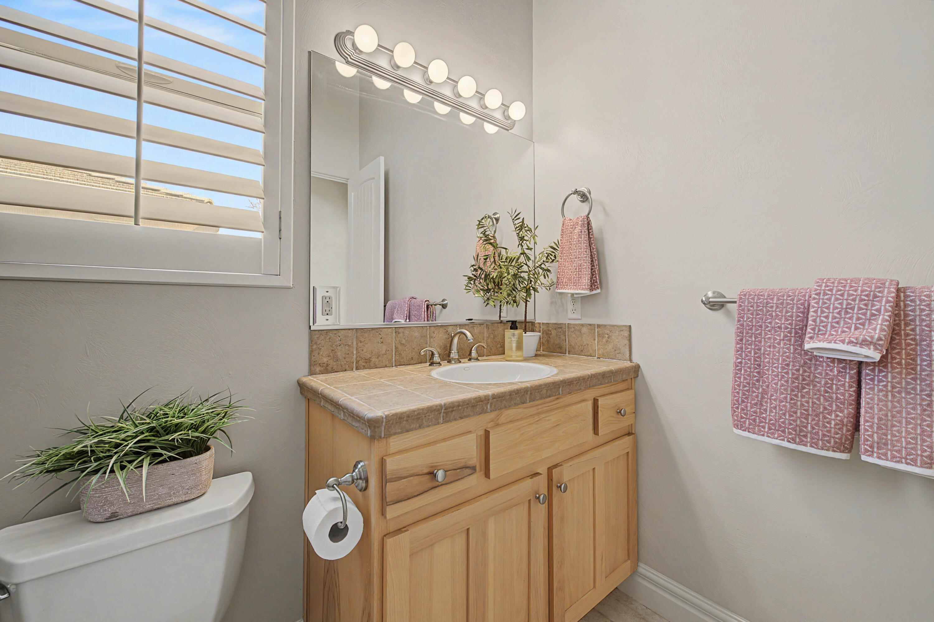 BELLSERA TOWNHOMES AT SUNBROOK - Residential