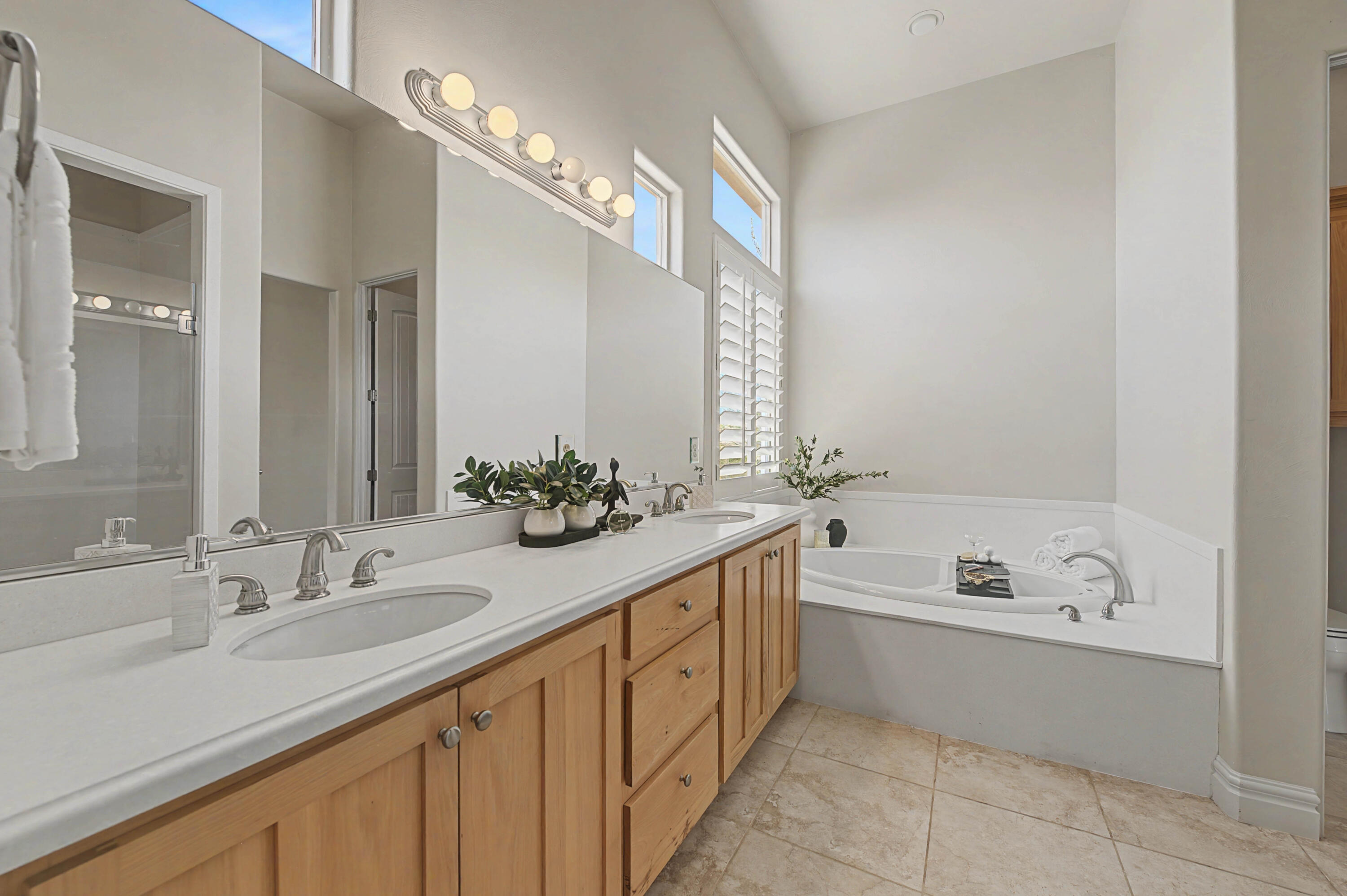 BELLSERA TOWNHOMES AT SUNBROOK - Residential