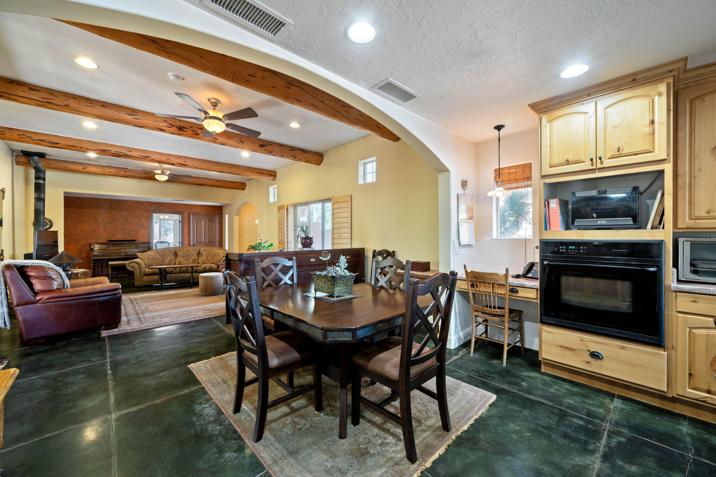 APPLE VALLEY RANCH - Residential