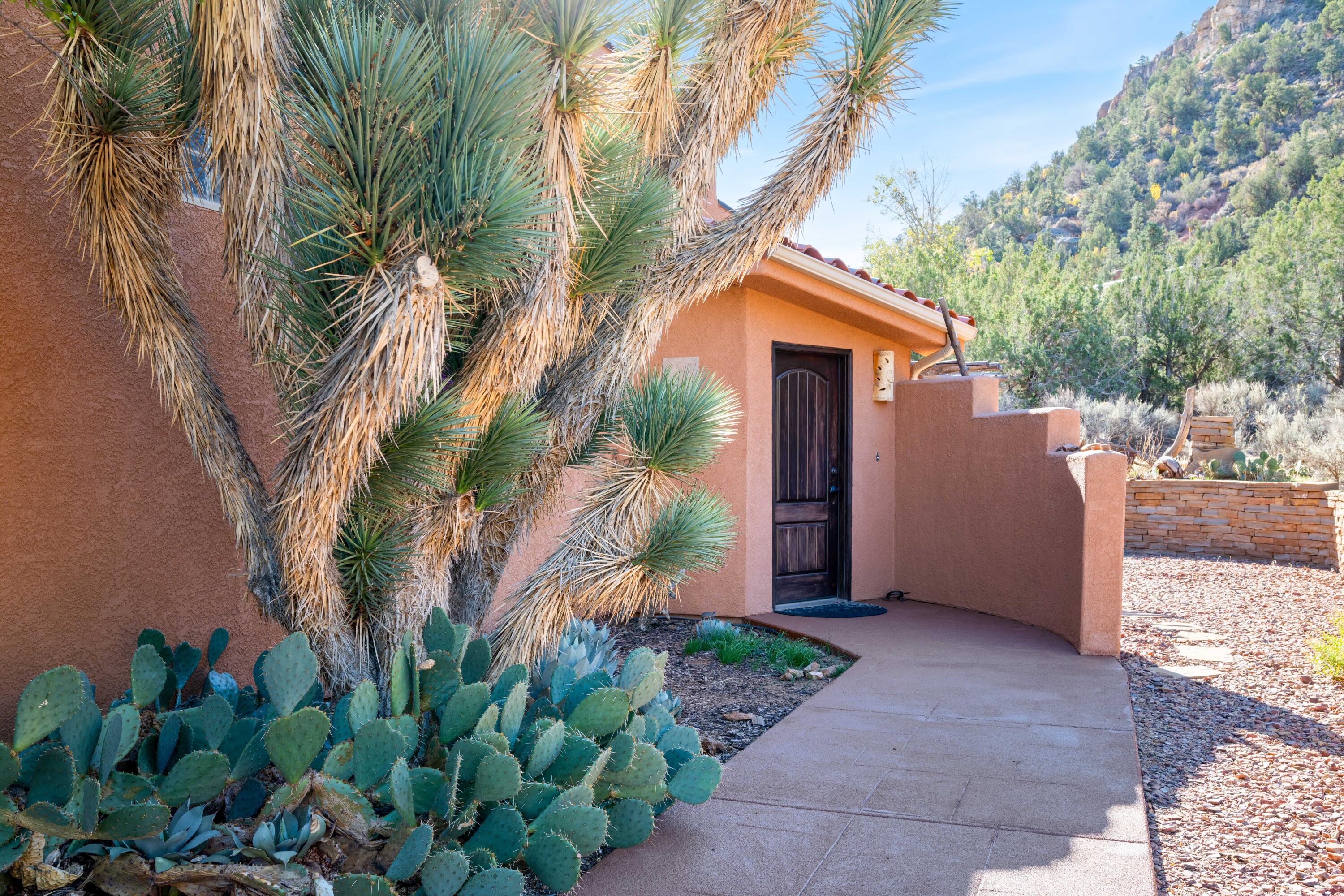 APPLE VALLEY RANCH - Residential