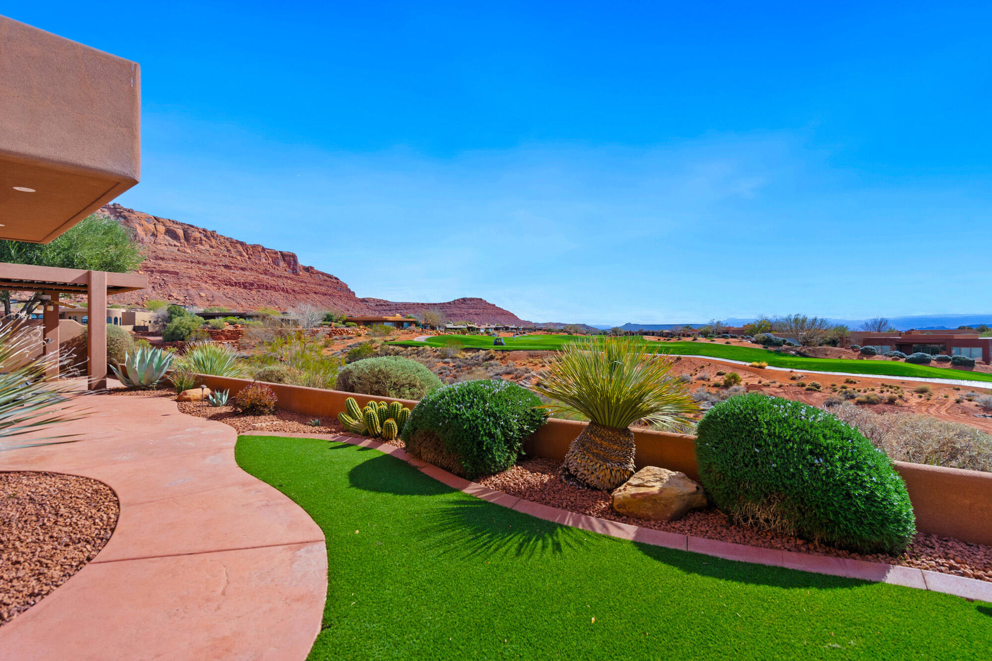 CLIFFS OF SNOW CANYON - Residential