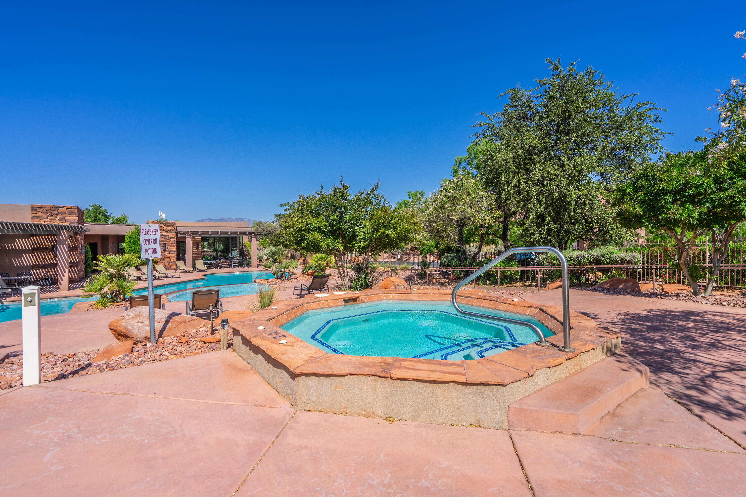 CLIFFS OF SNOW CANYON - Residential