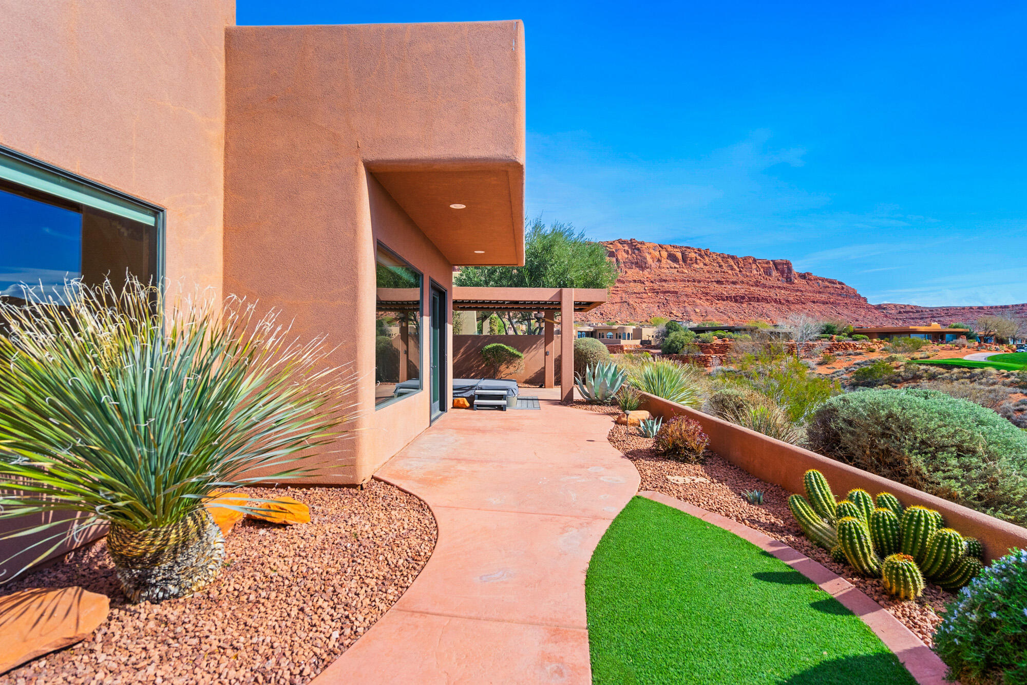 CLIFFS OF SNOW CANYON - Residential