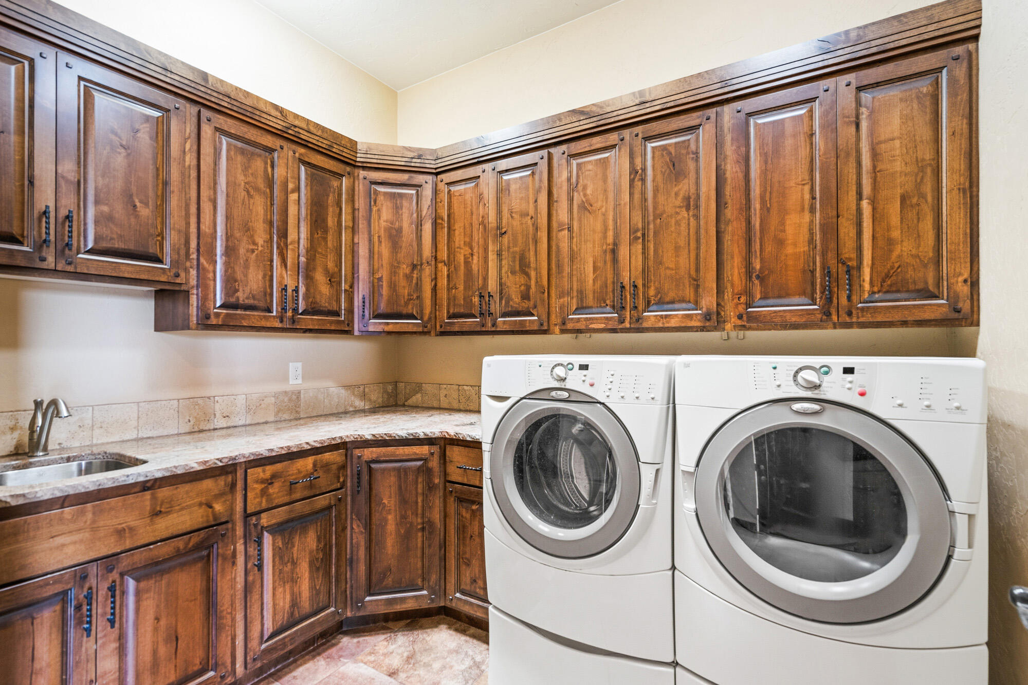 CLIFFS OF SNOW CANYON - Residential