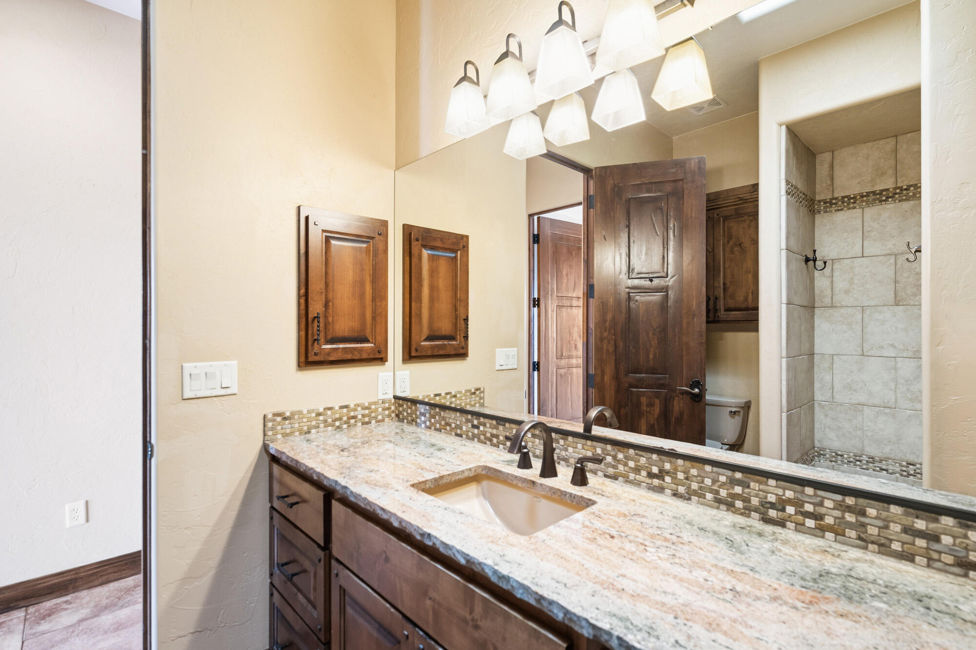 CLIFFS OF SNOW CANYON - Residential