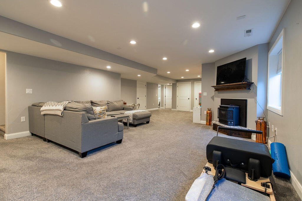 NOT AVAILABLE - Residential