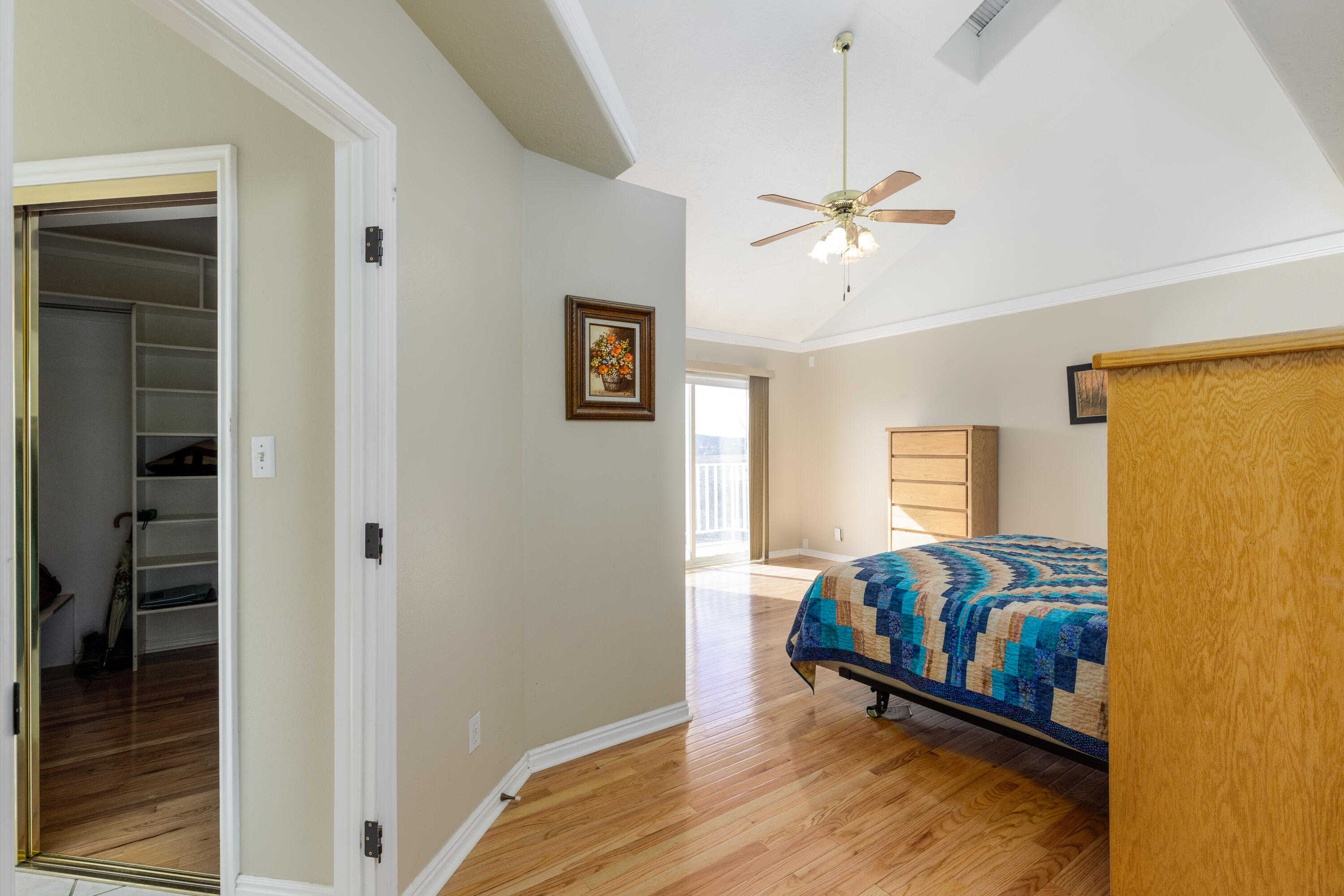 DIAMOND VALLEY ACRES - Residential