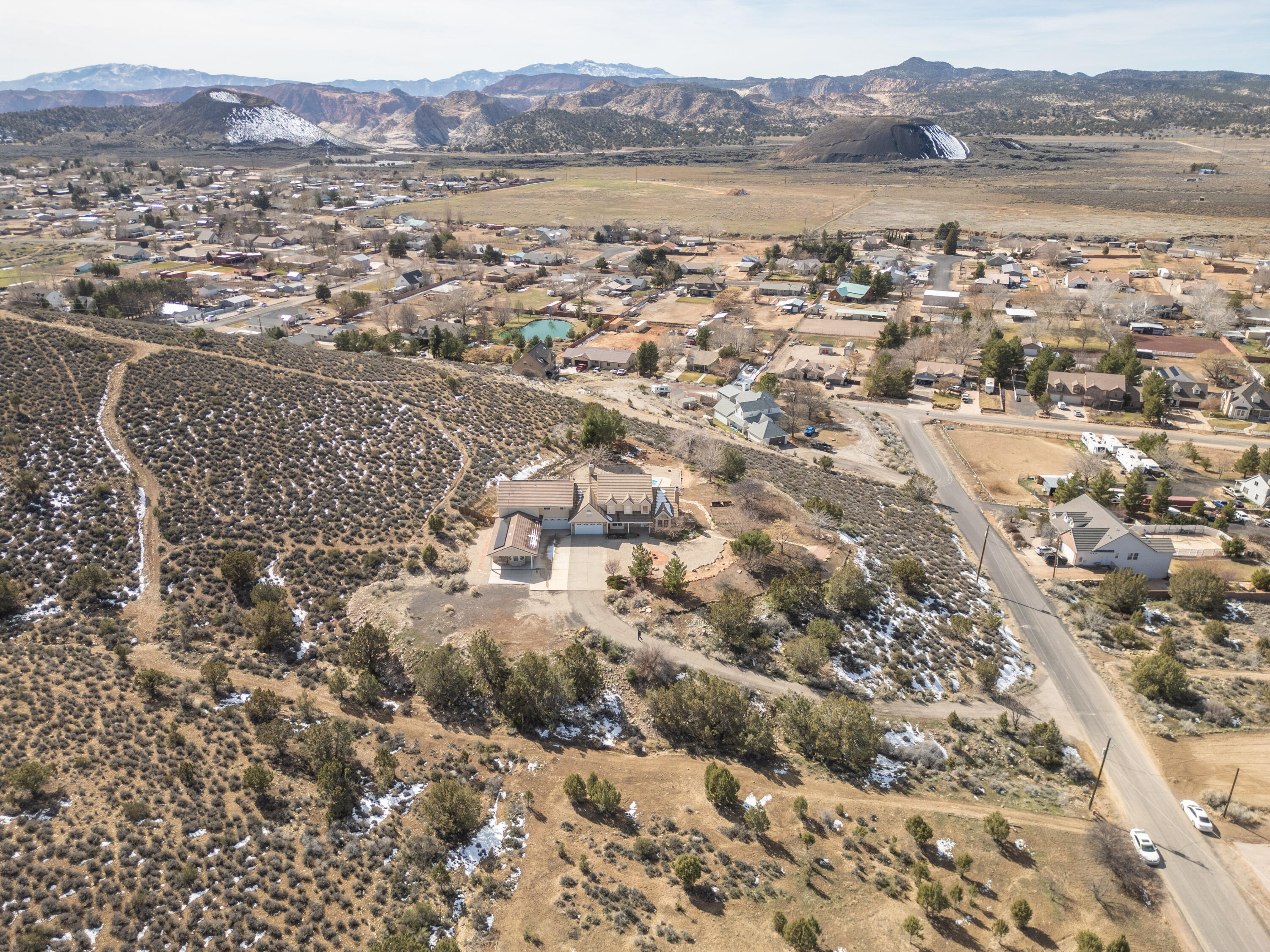 DIAMOND VALLEY ACRES - Residential