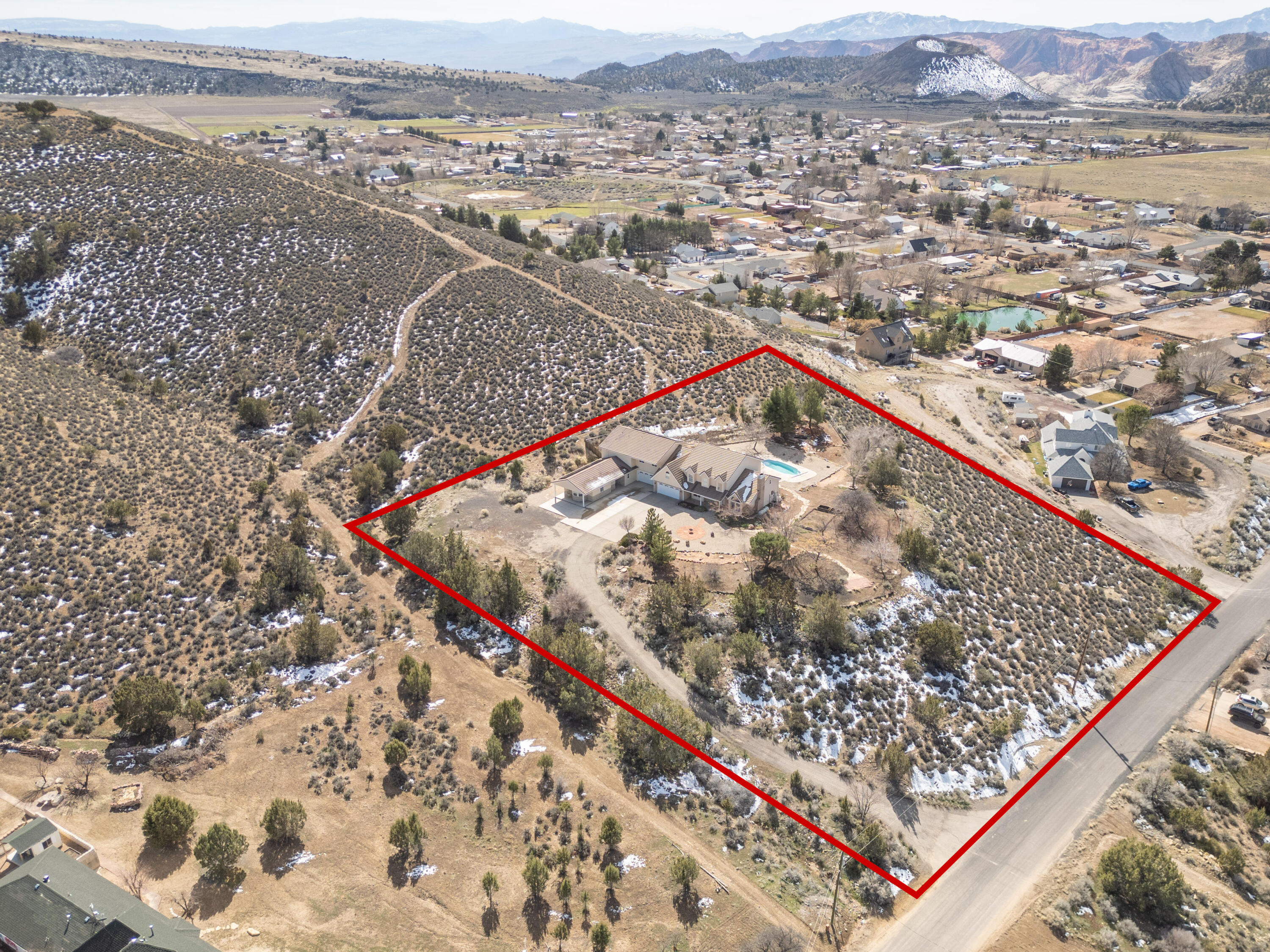 DIAMOND VALLEY ACRES - Residential