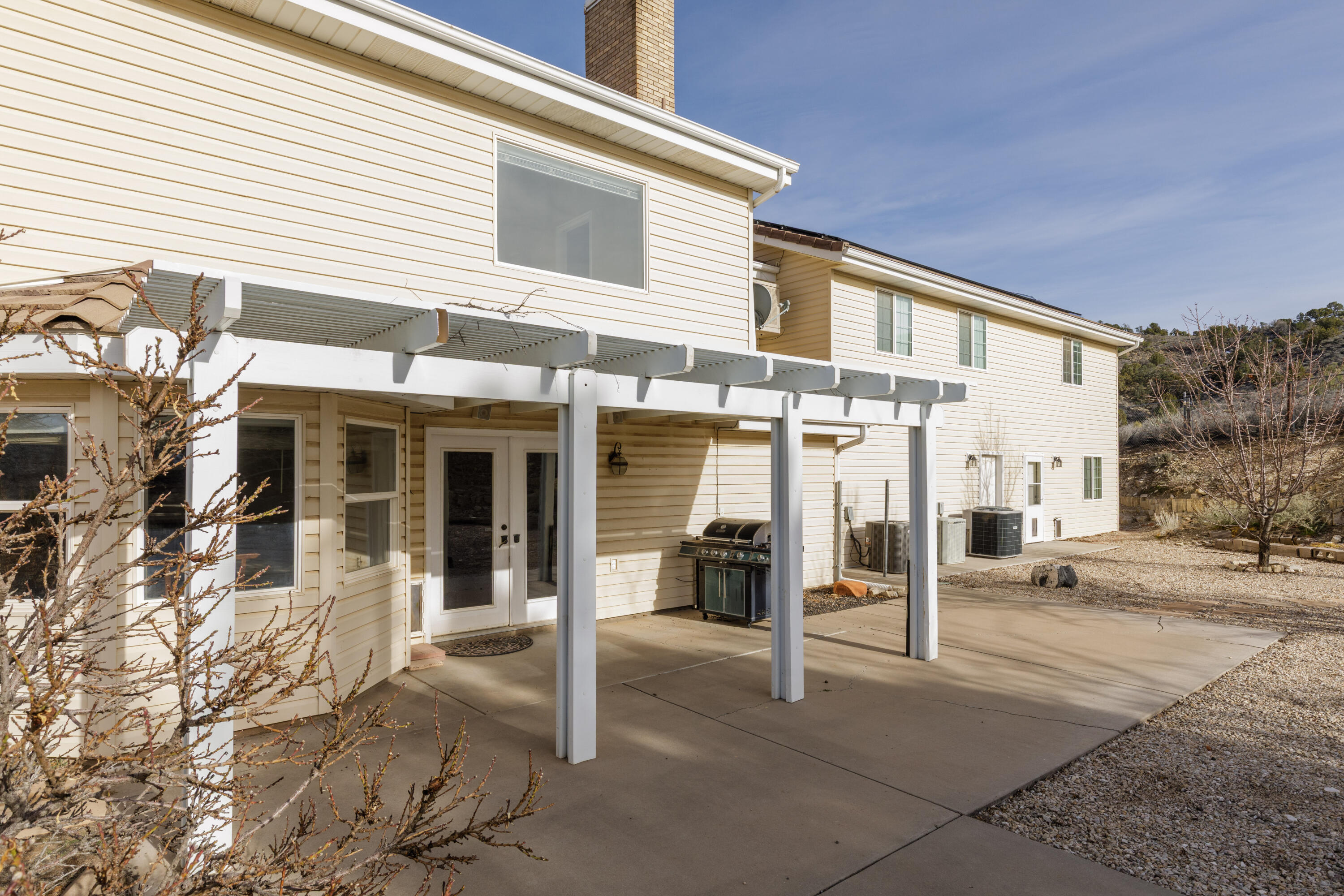 DIAMOND VALLEY ACRES - Residential