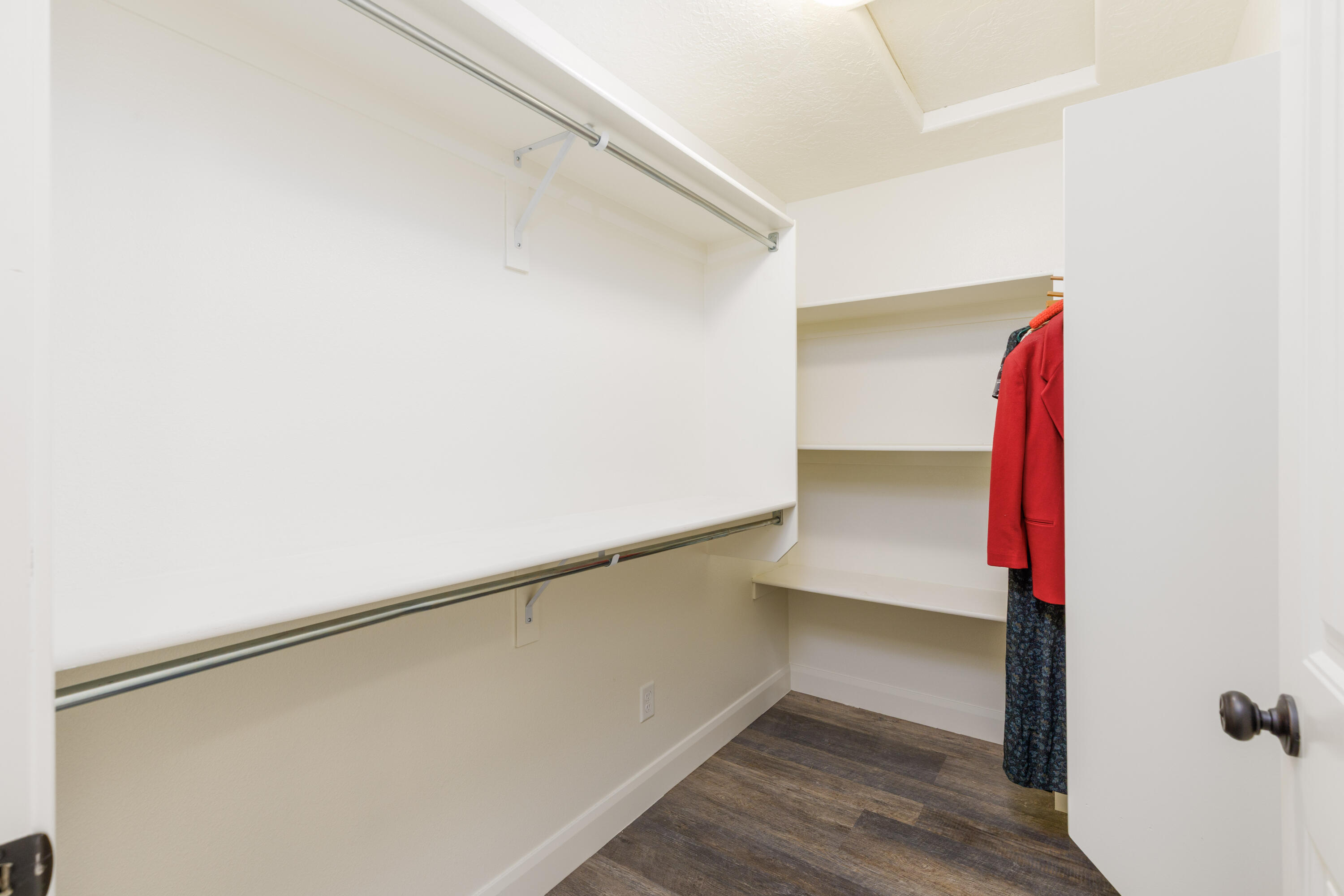 DIAMOND VALLEY ACRES - Residential