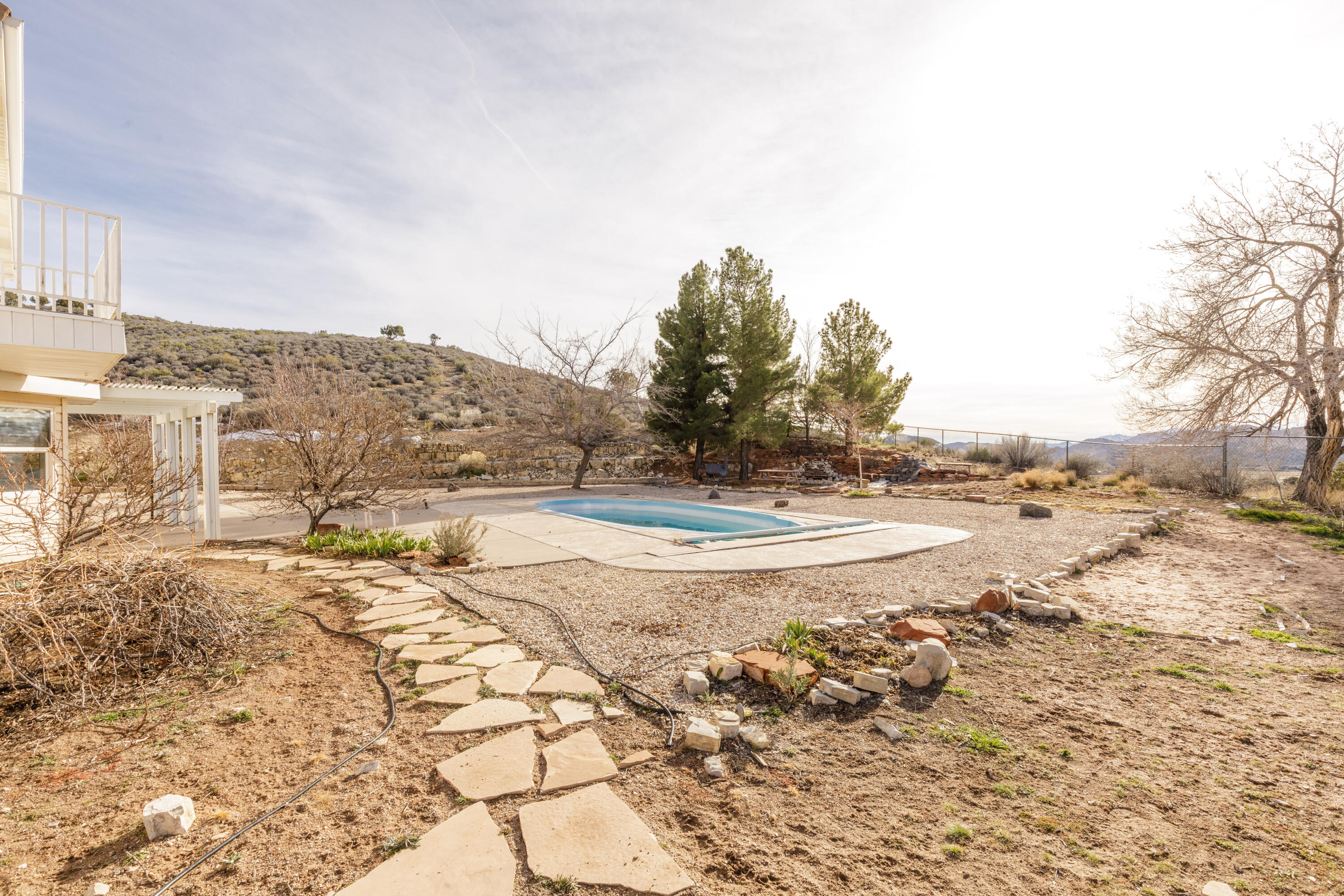 DIAMOND VALLEY ACRES - Residential