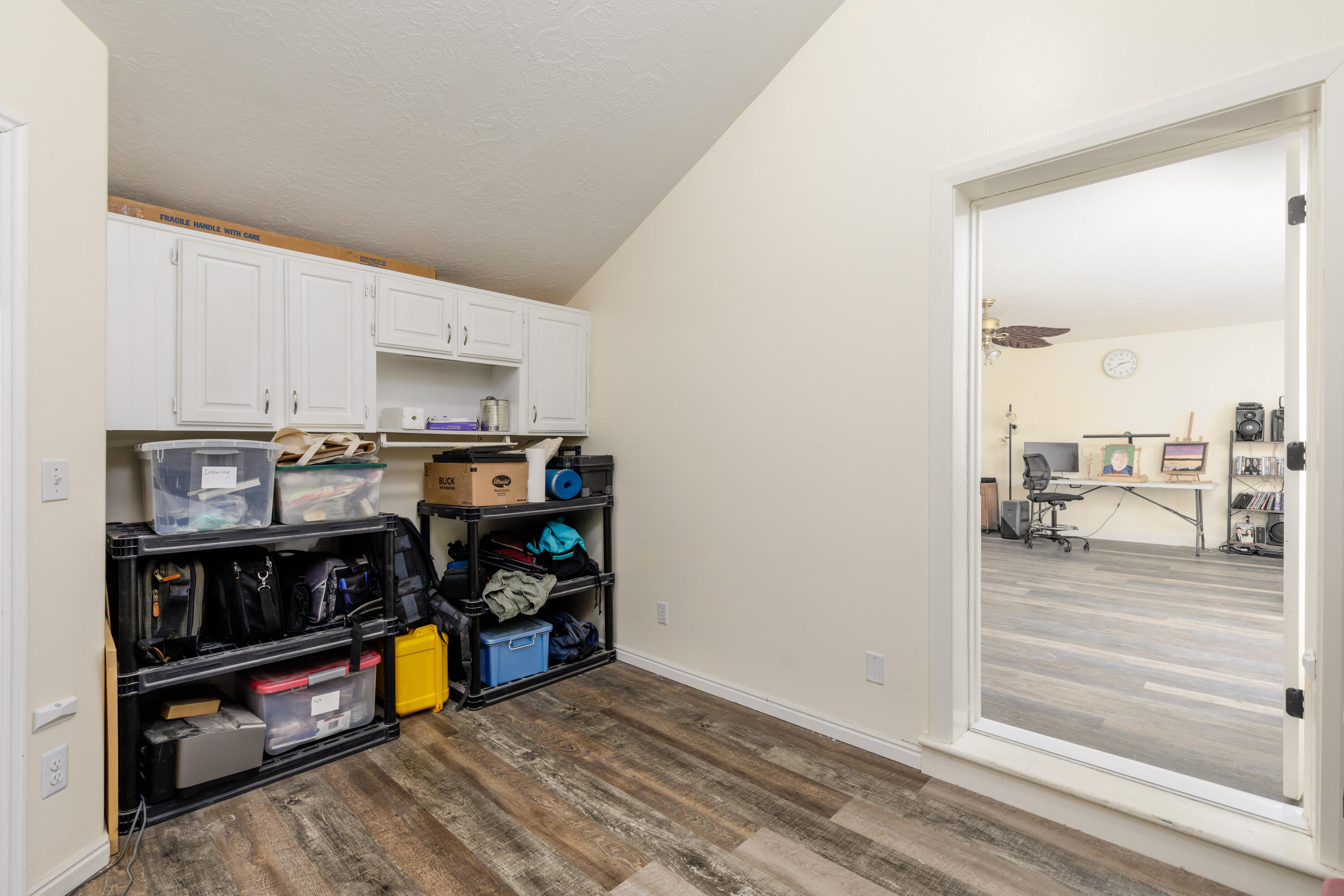 DIAMOND VALLEY ACRES - Residential