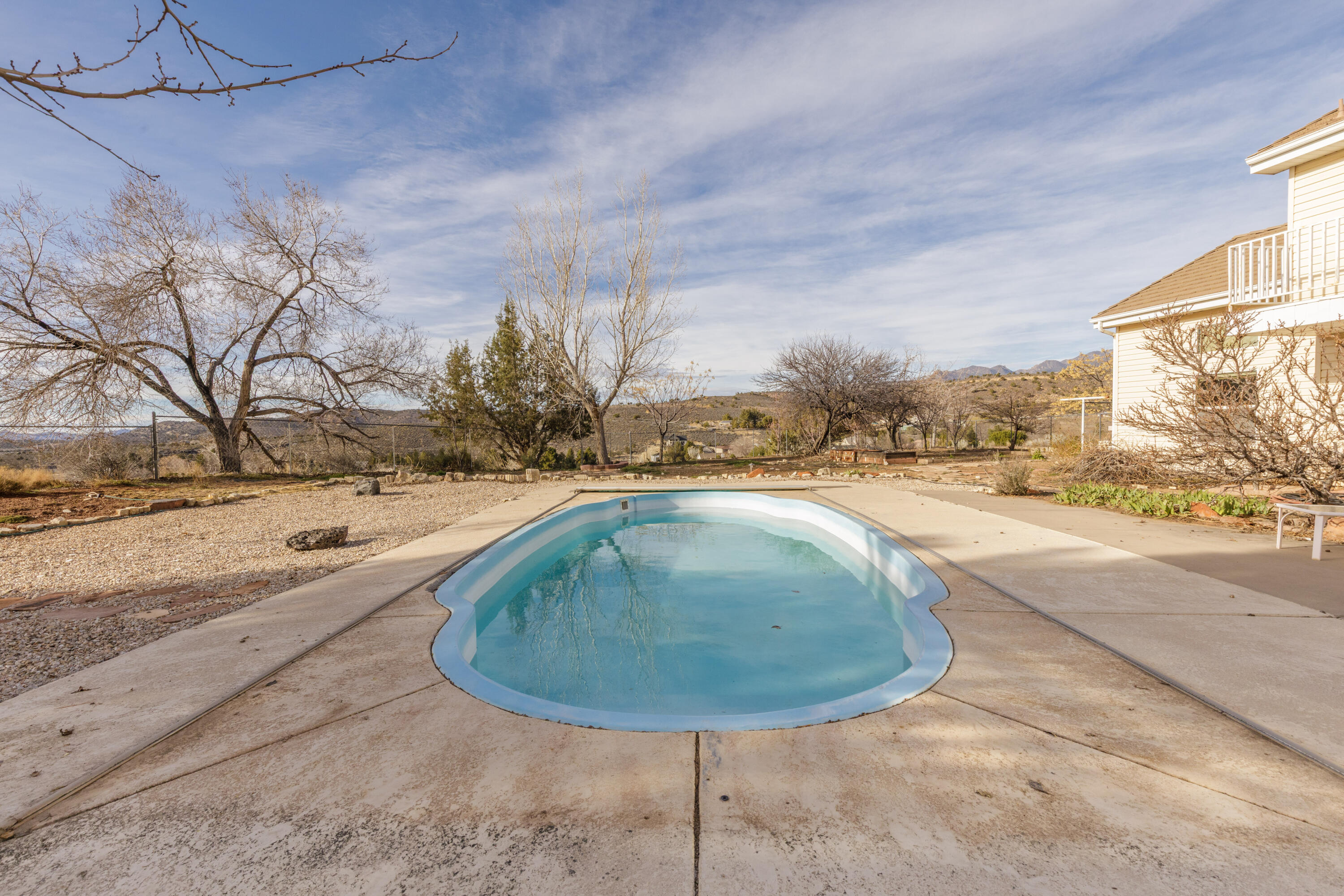 DIAMOND VALLEY ACRES - Residential