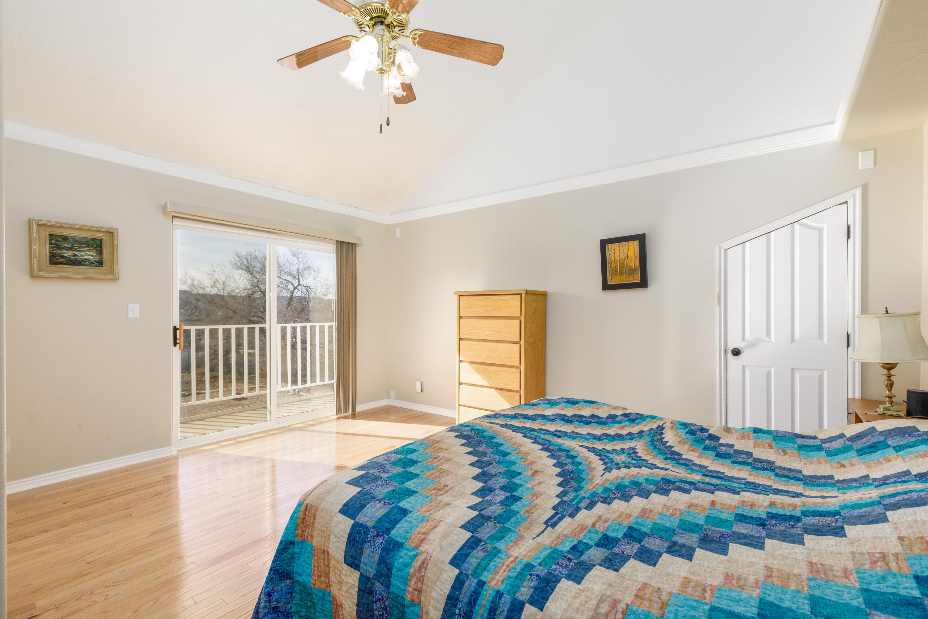 DIAMOND VALLEY ACRES - Residential