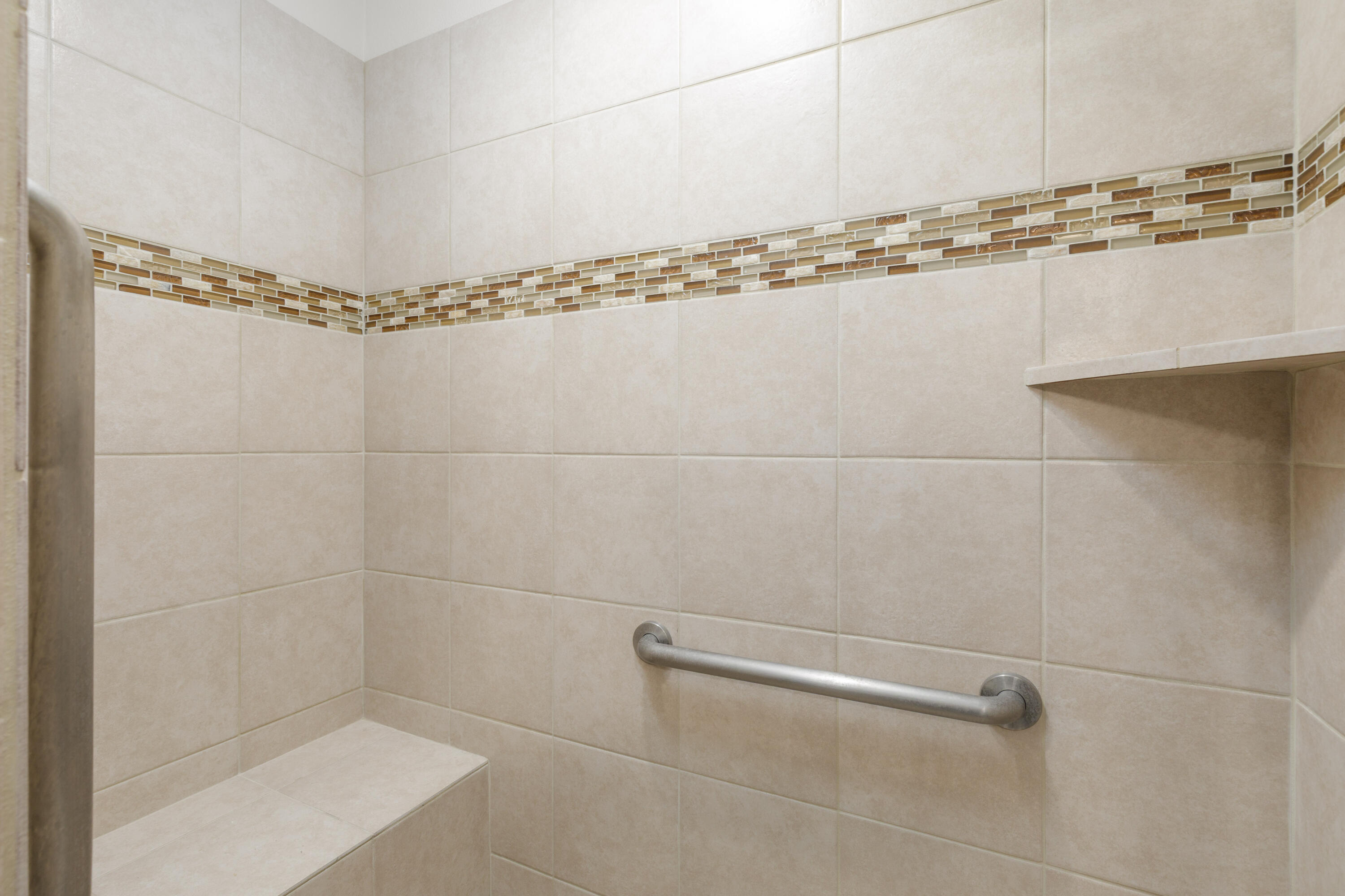 DIAMOND VALLEY ACRES - Residential