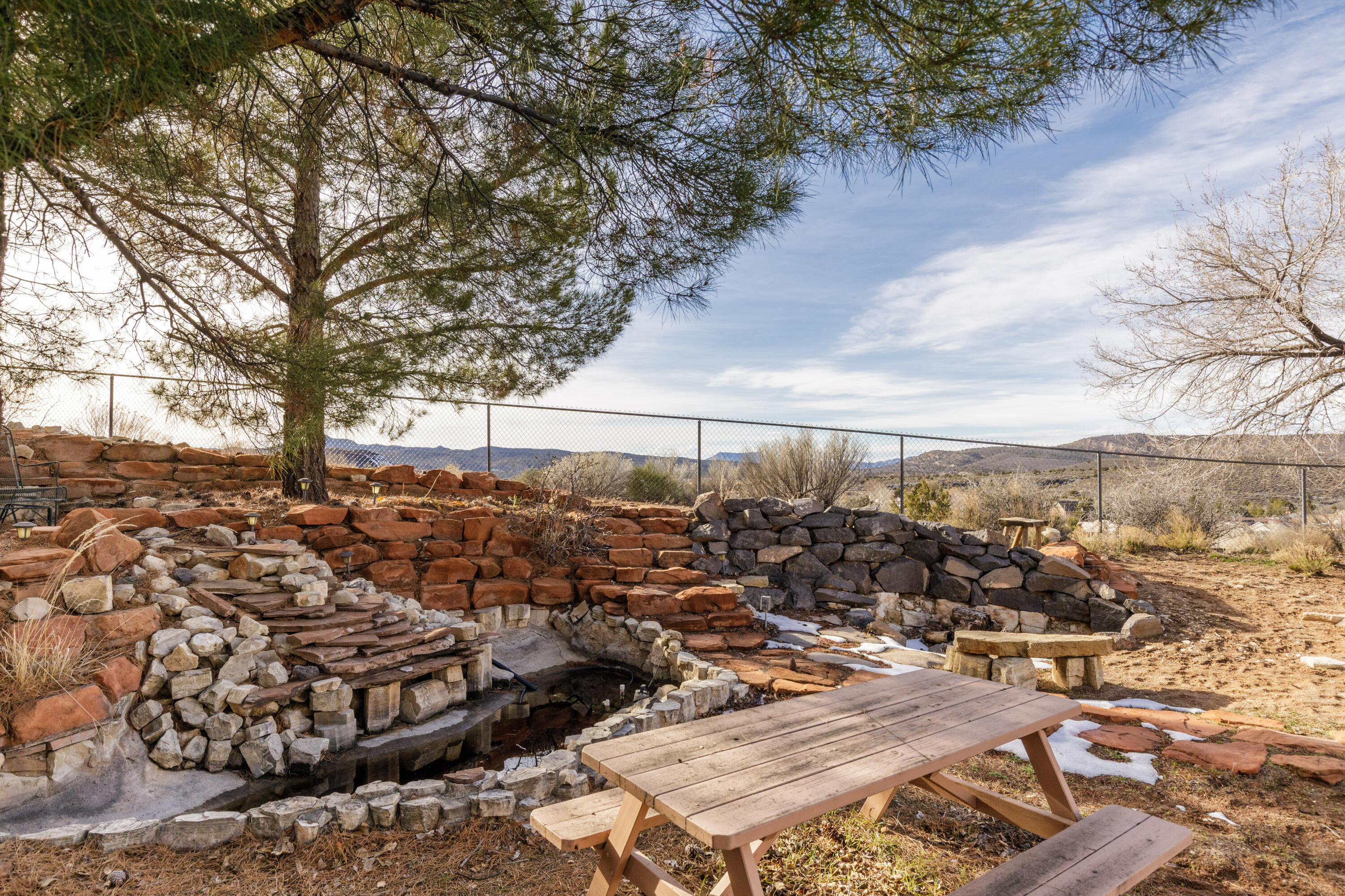 DIAMOND VALLEY ACRES - Residential