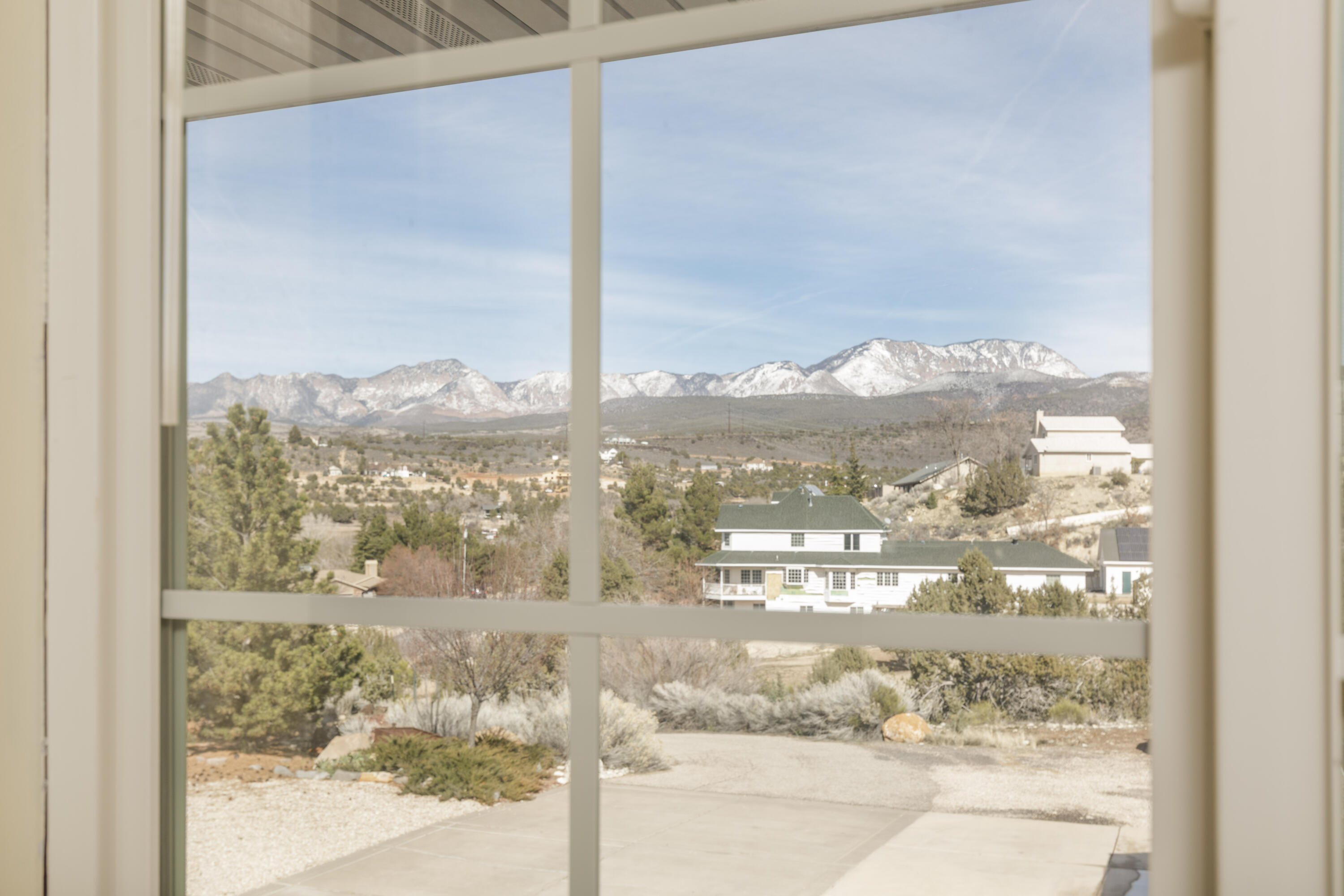 DIAMOND VALLEY ACRES - Residential