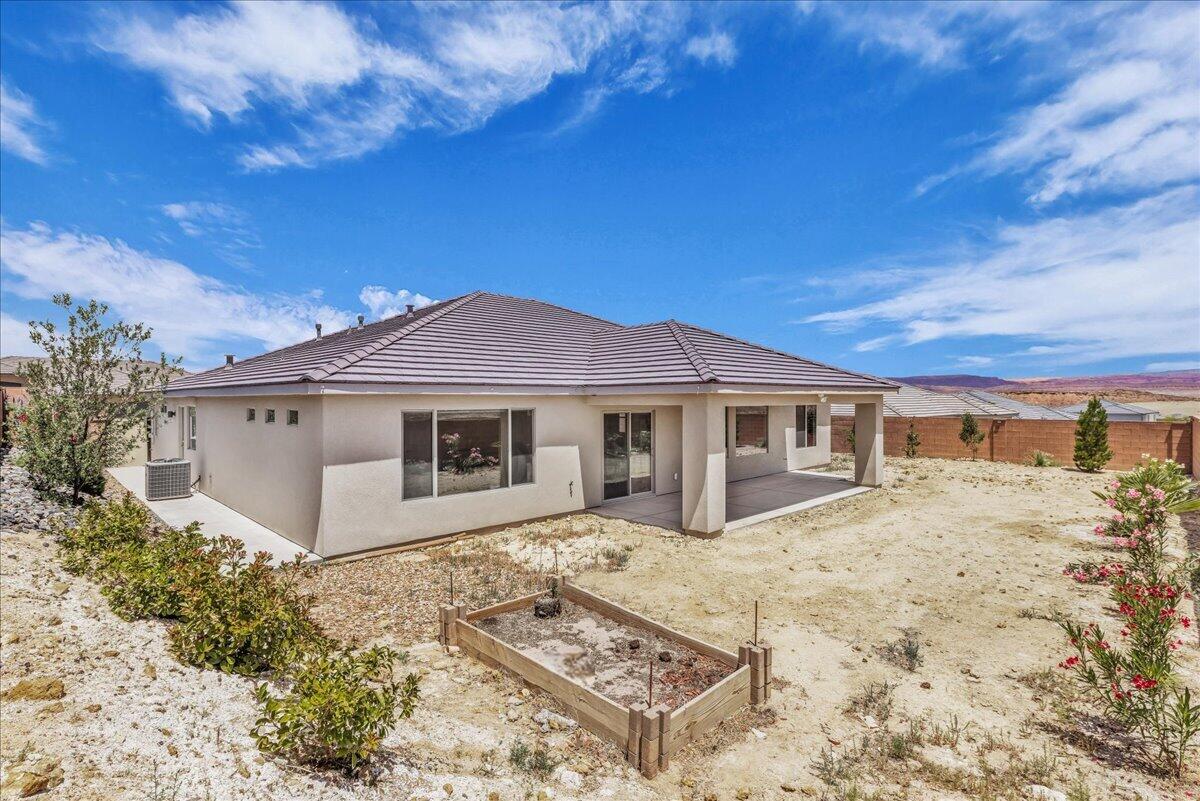 SAND RIDGE - Residential