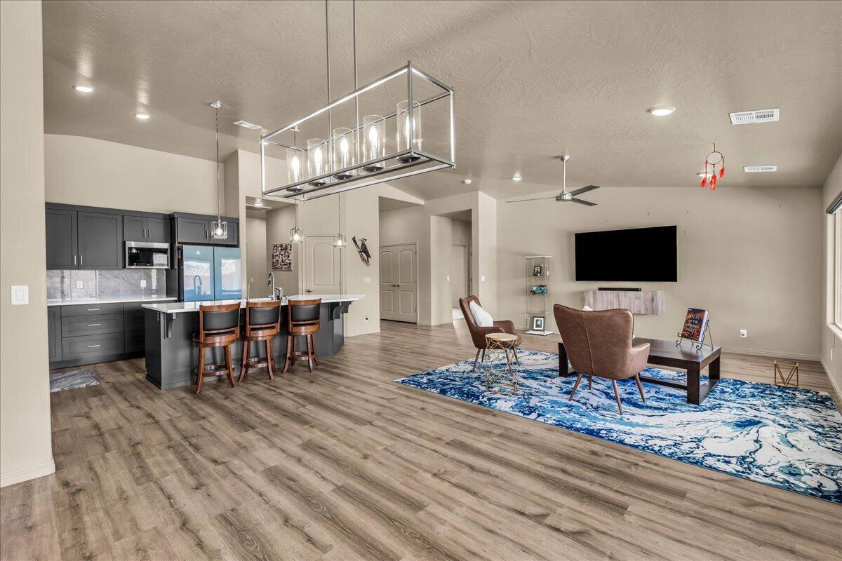 SAND RIDGE - Residential