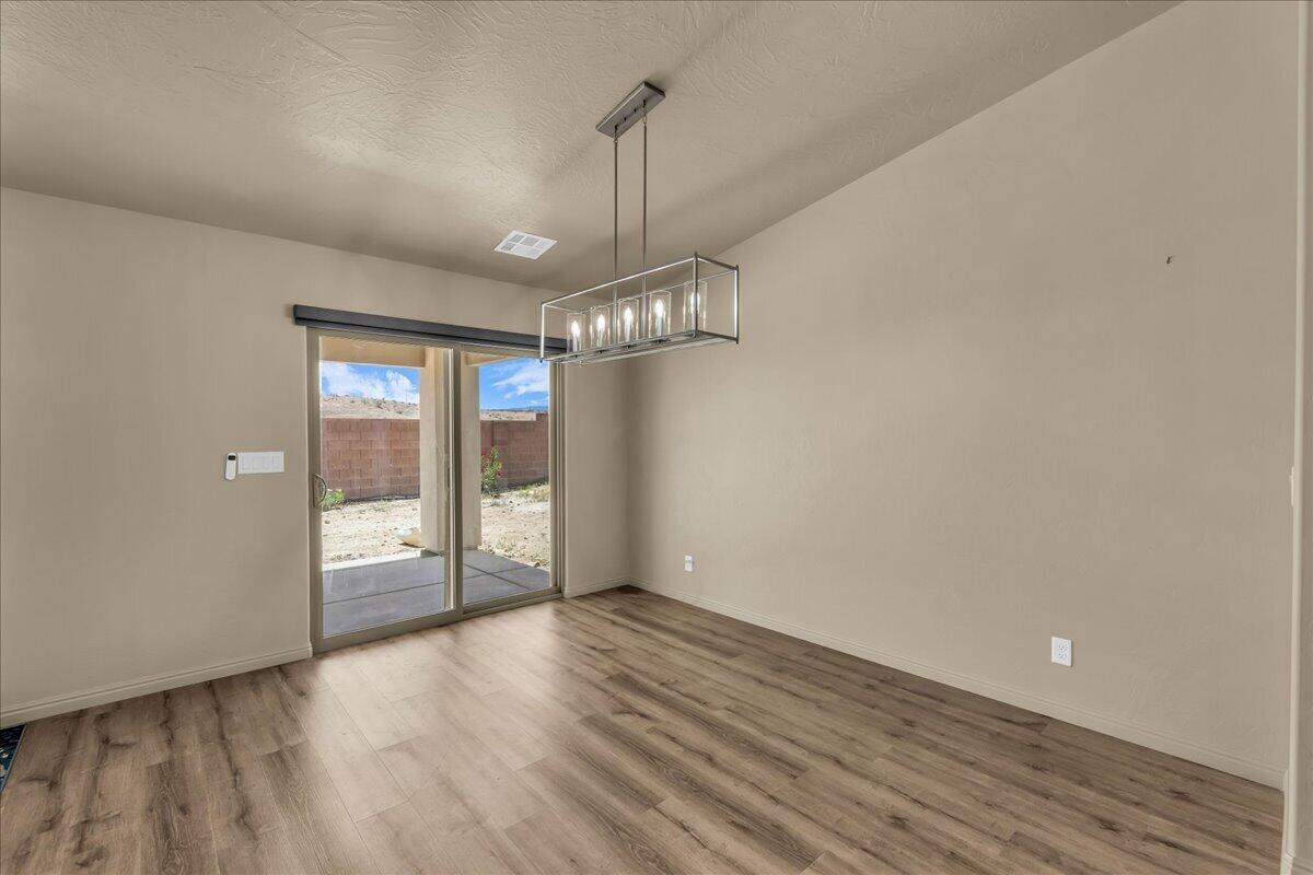 SAND RIDGE - Residential