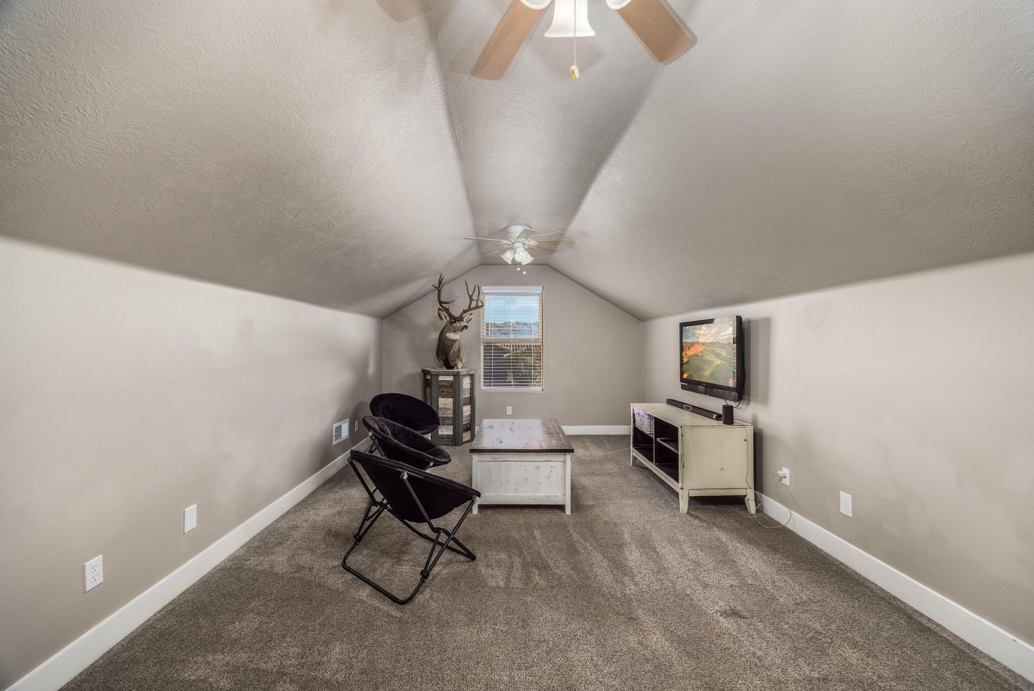 CORONADO RIDGE - Residential
