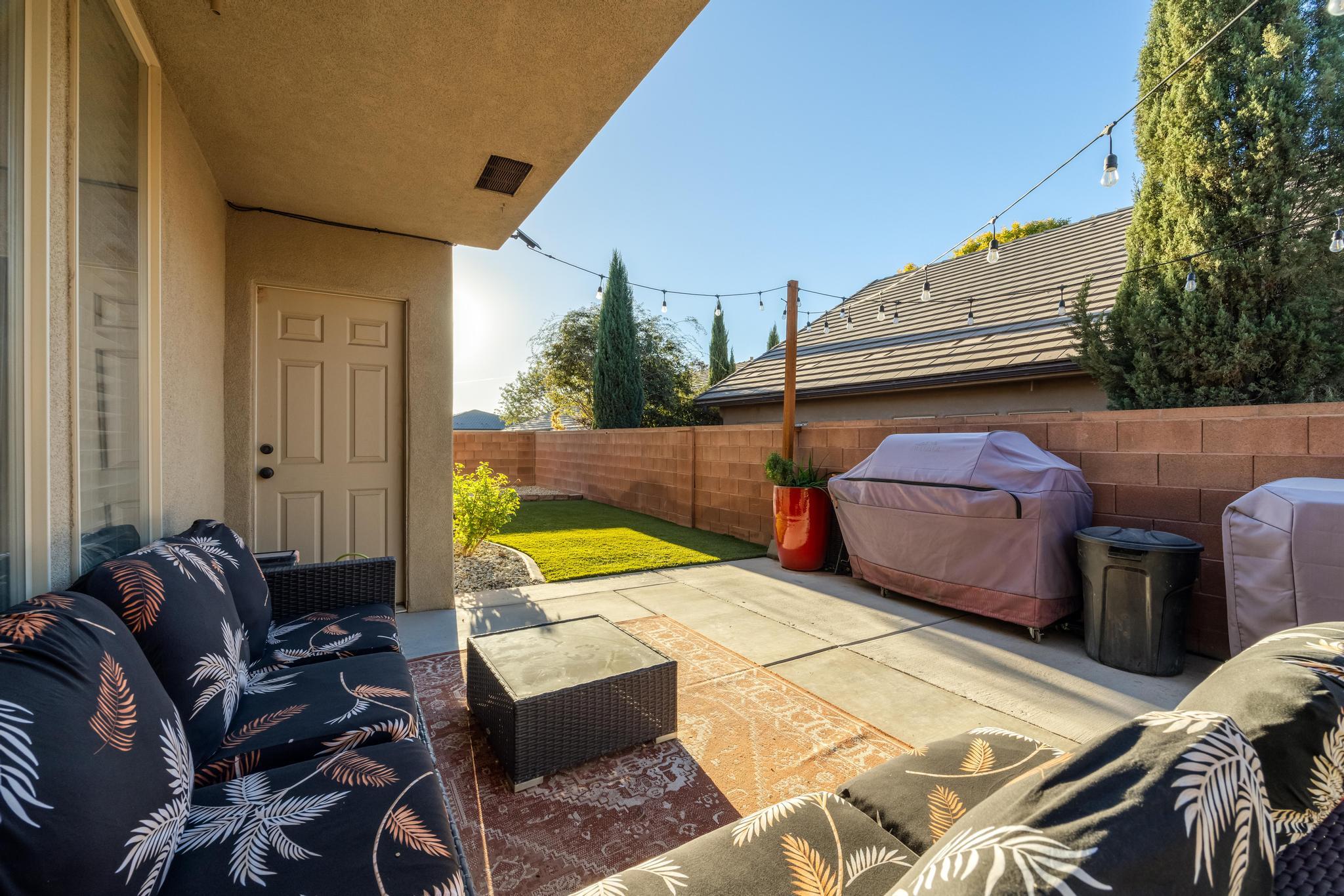 CORONADO RIDGE - Residential