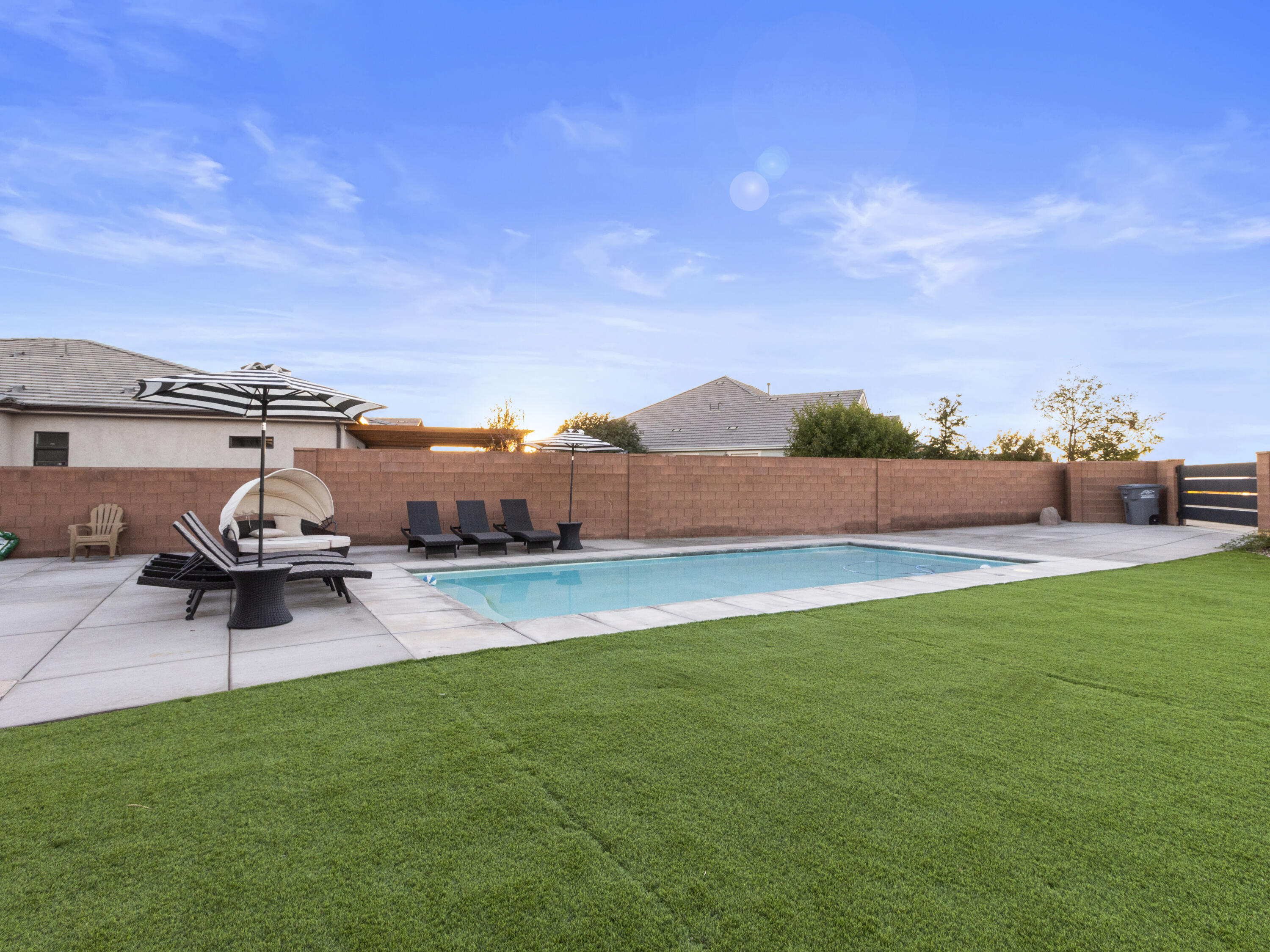 DESERT PLATEAU - Residential