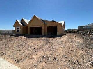 Photo of 1941 W 400 N #121, Hurricane, UT 84737 (MLS # 26-274920)